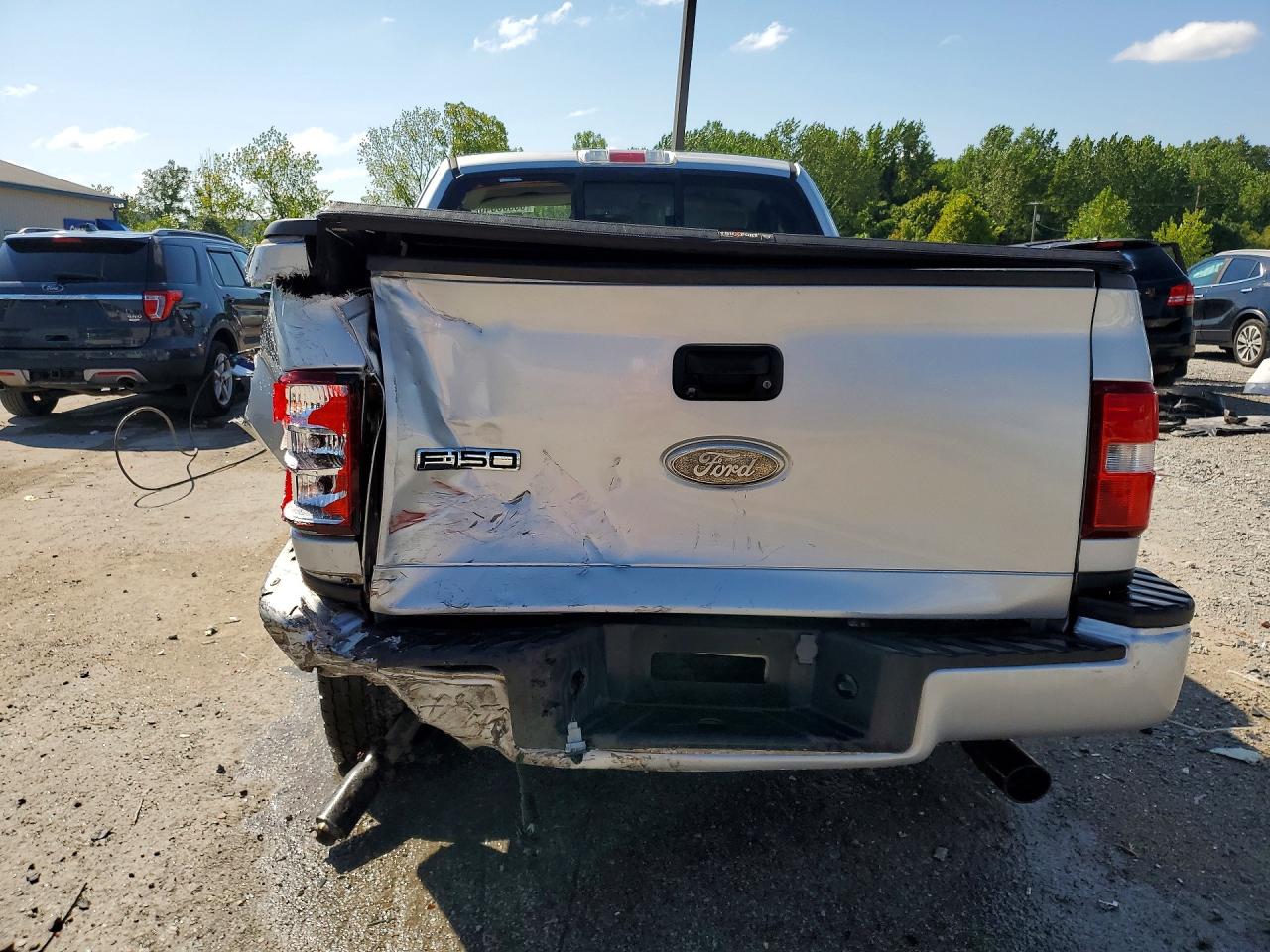2007 Ford F150 Silver vin: 1FTRF02W57KD52531
