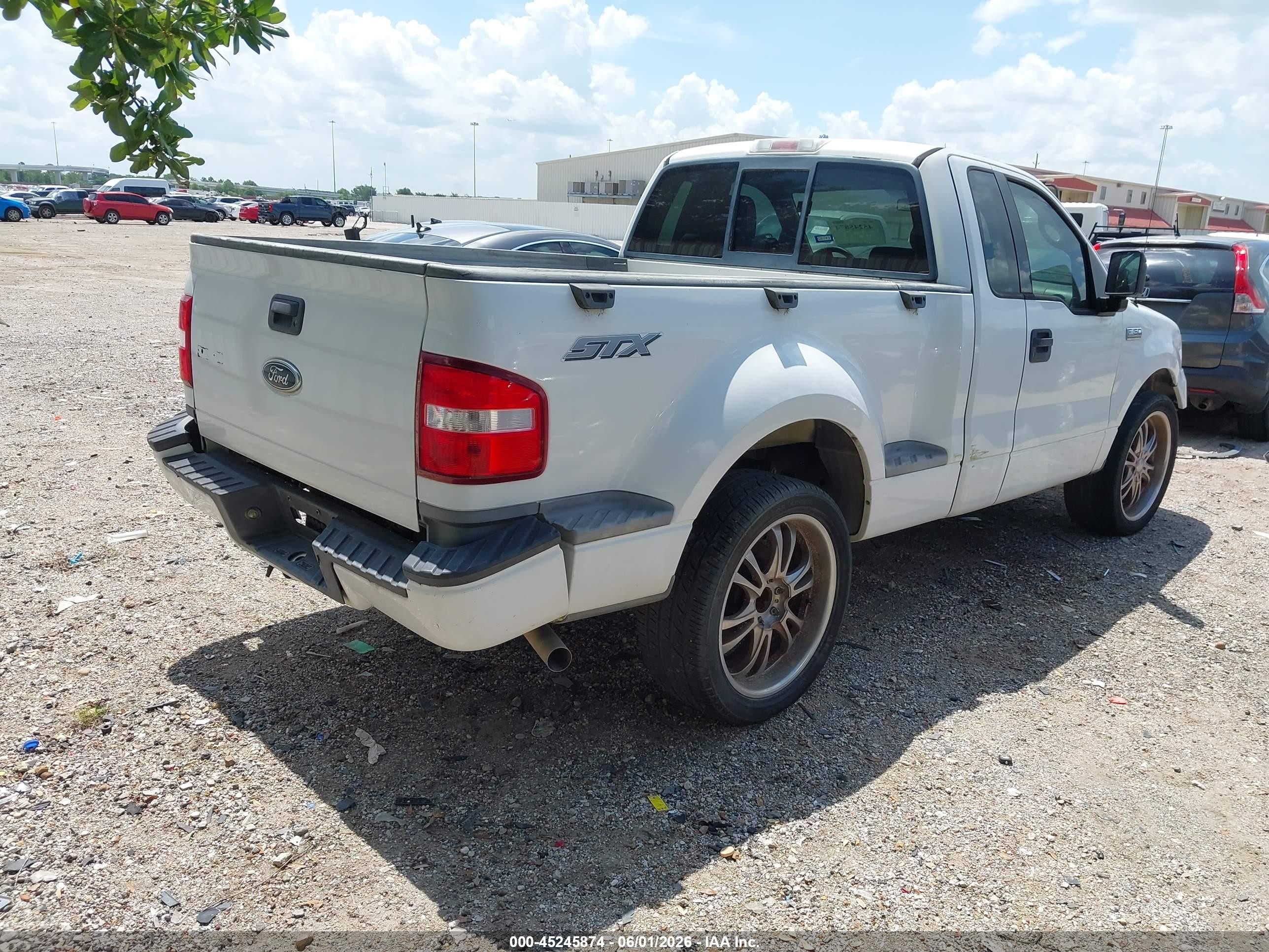 2004 Ford F-150 Stx/xlt White vin: 1FTRF02W94KD30737