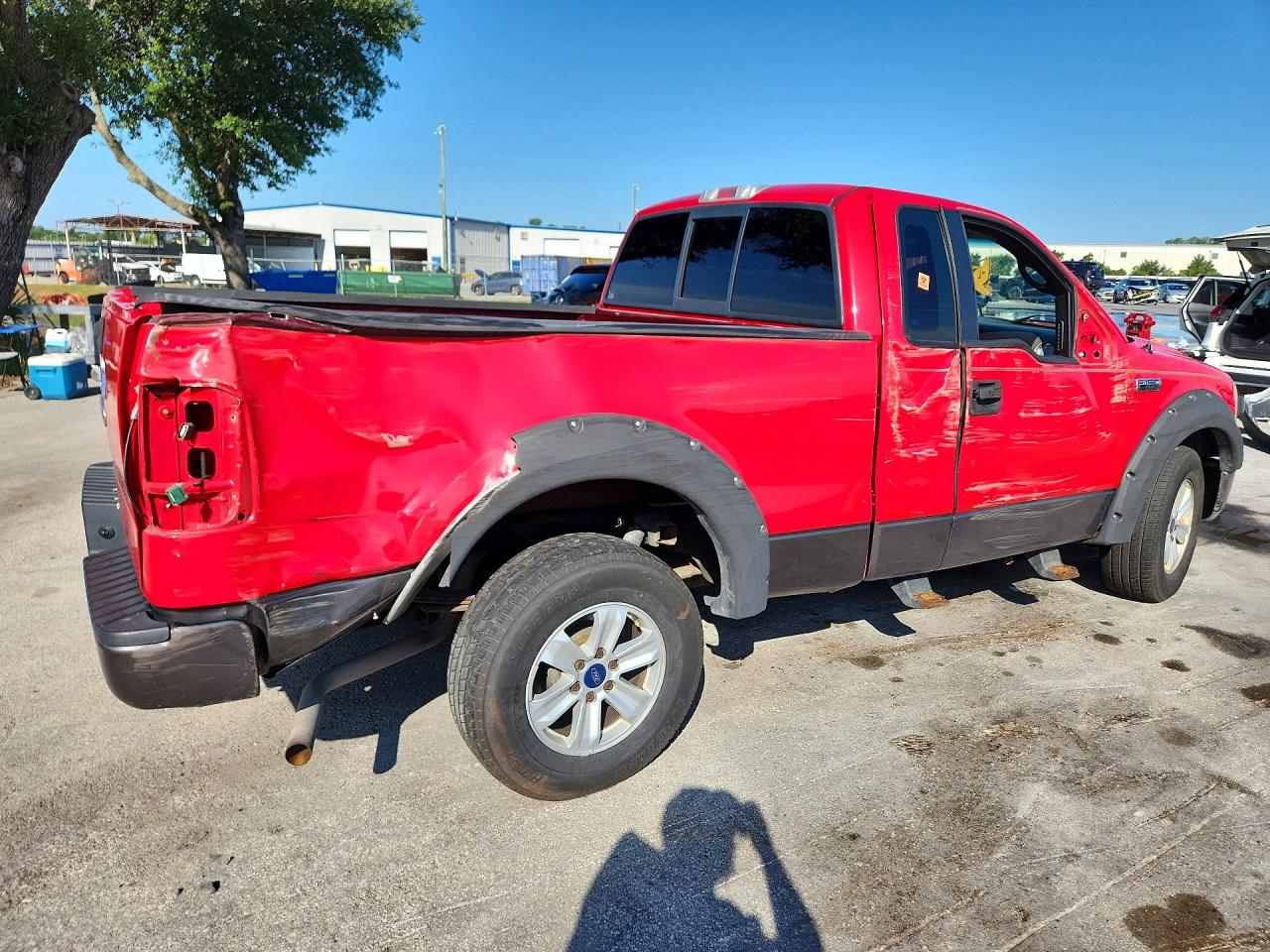 2006 Ford F150 Red vin: 1FTRF04506KC90443