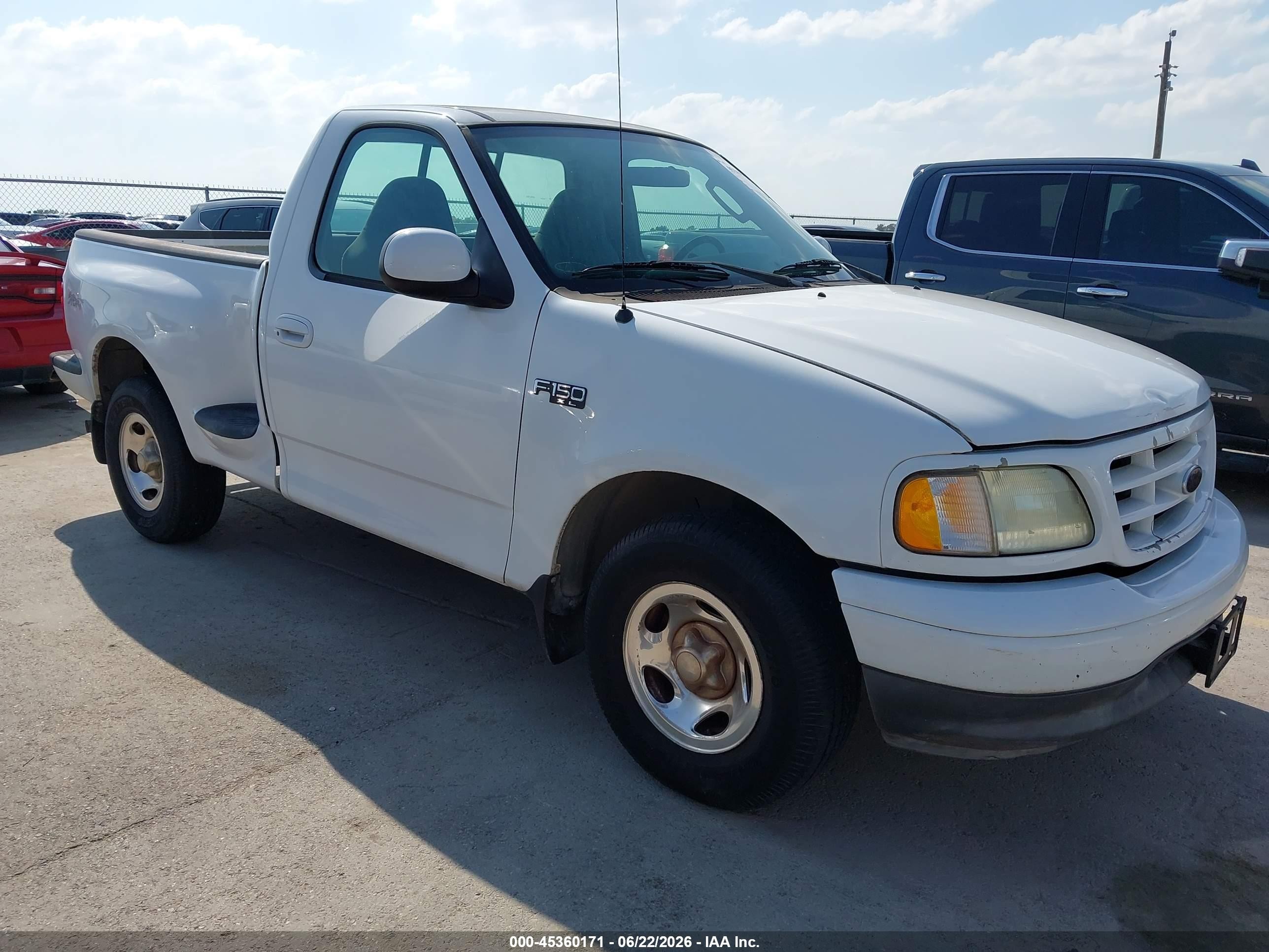 2003 Ford F-150 Xl/xlt White vin: 1FTRF07213KC28286