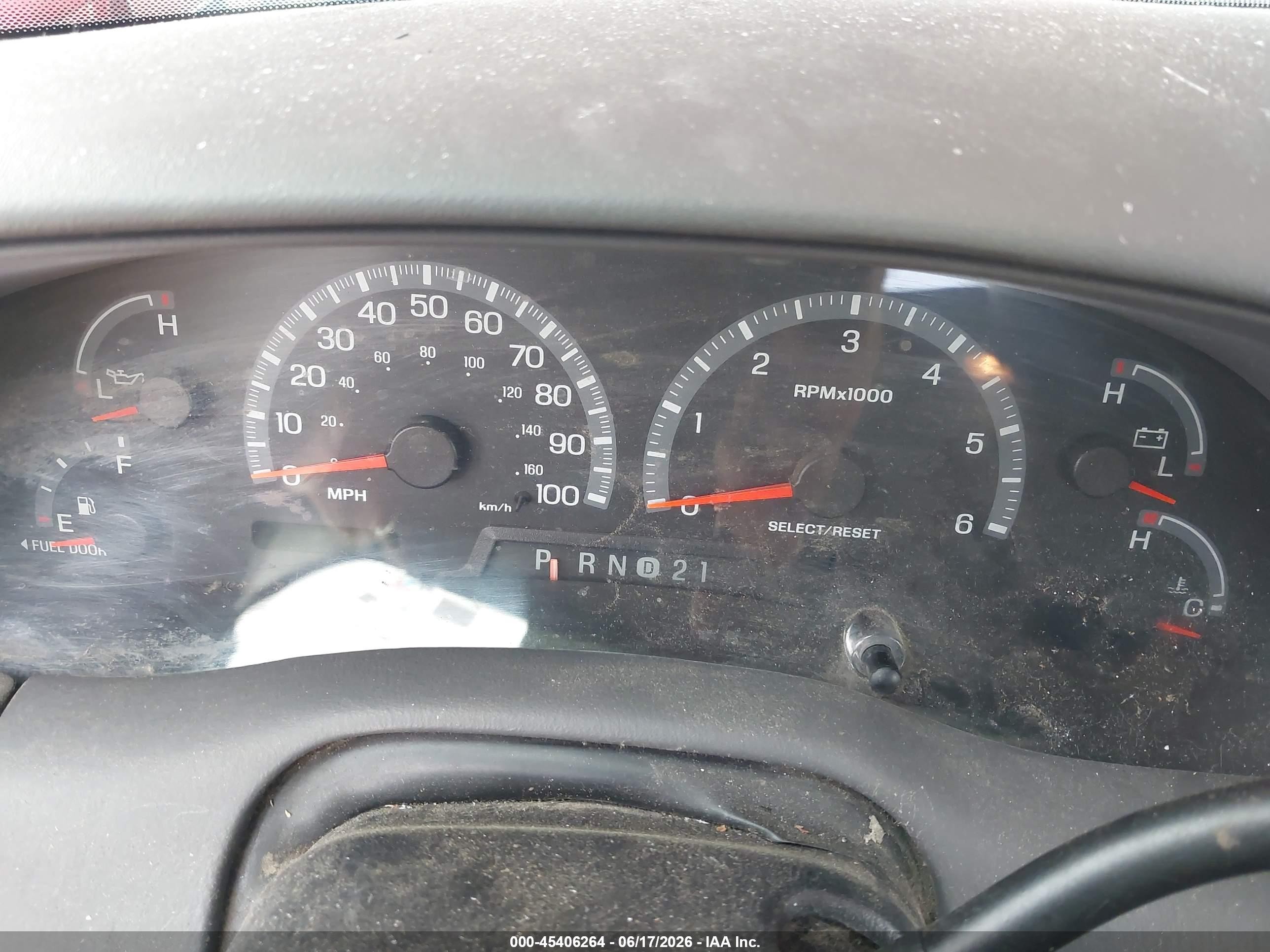 2003 Ford F-150 Xl/xlt Red vin: 1FTRF07293KB28808