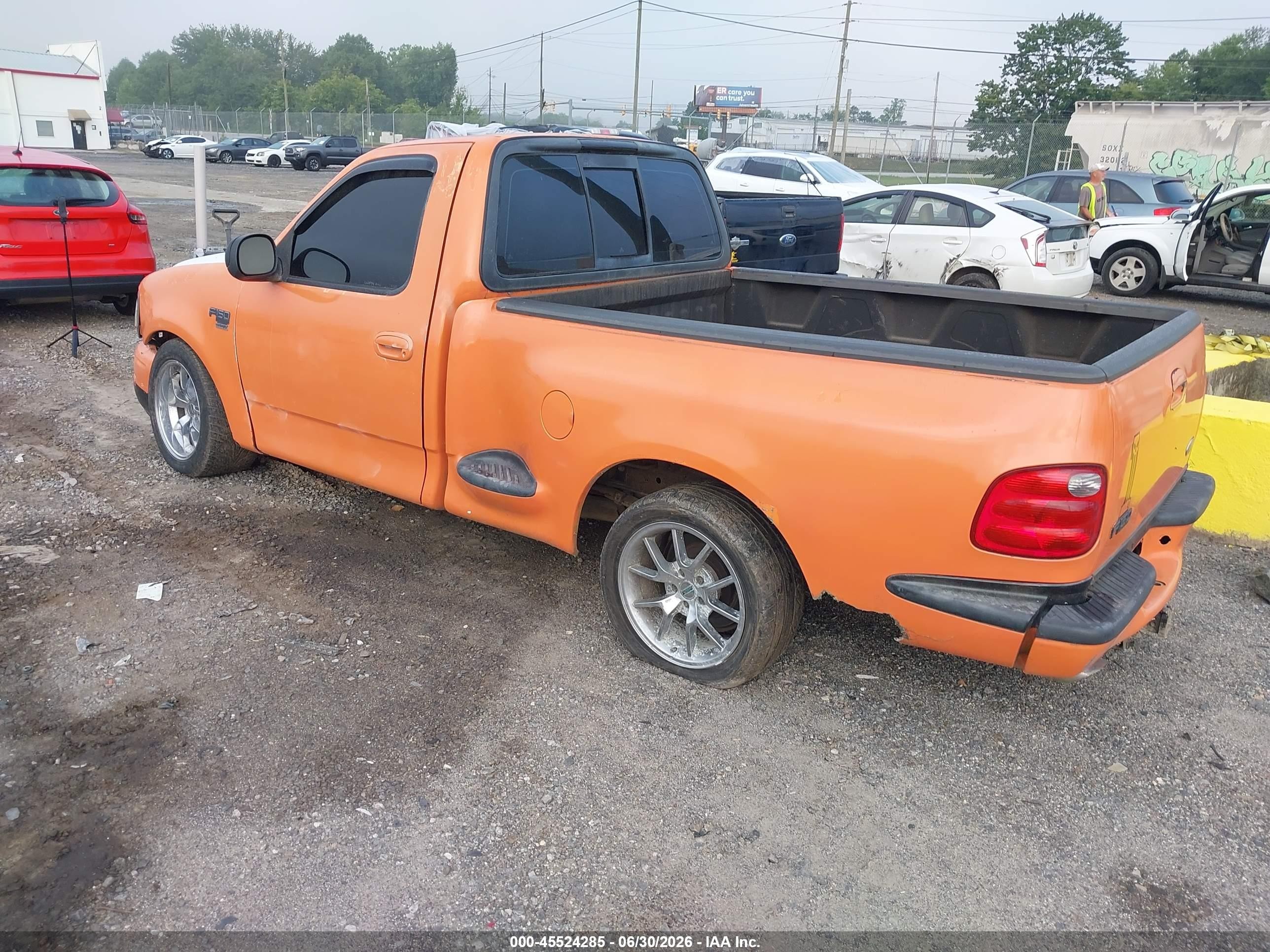 2003 Ford F-150 Xl/xlt Orange vin: 1FTRF07L33KB74272