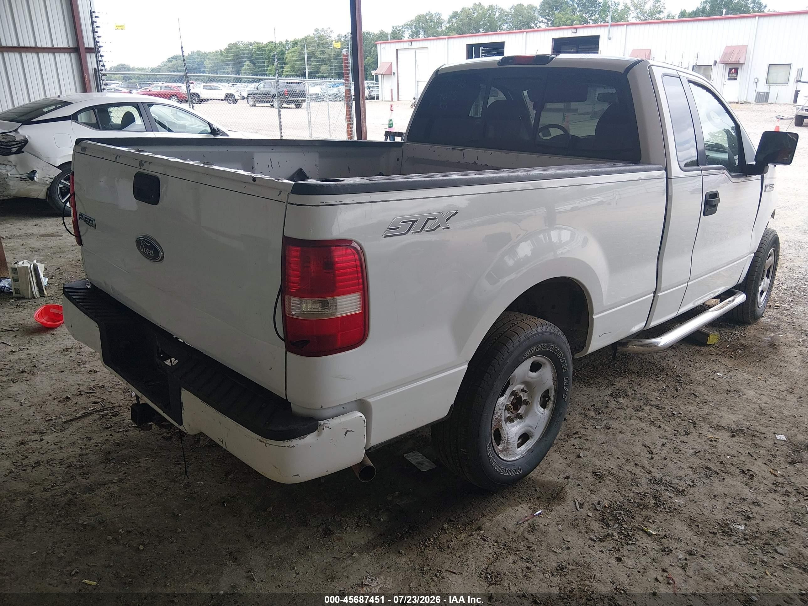 2005 Ford F-150 Stx/xl/xlt White vin: 1FTRF12205KF14615