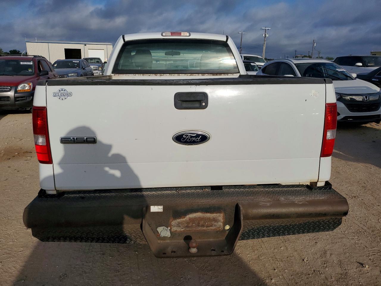 2005 Ford F150 White vin: 1FTRF12205NA95602