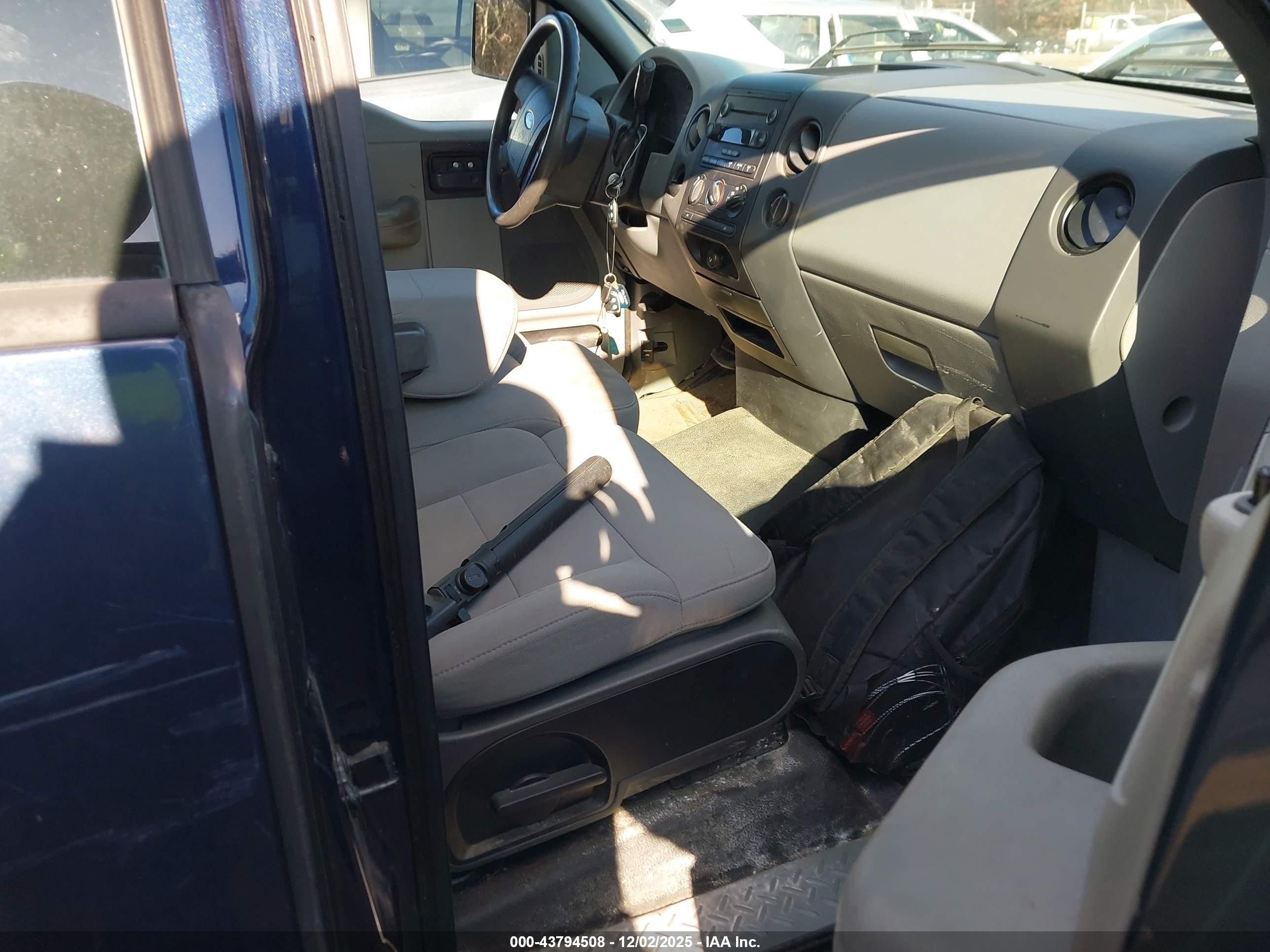 2005 Ford F-150 Stx/xl/xlt Blue vin: 1FTRF12205NB99815