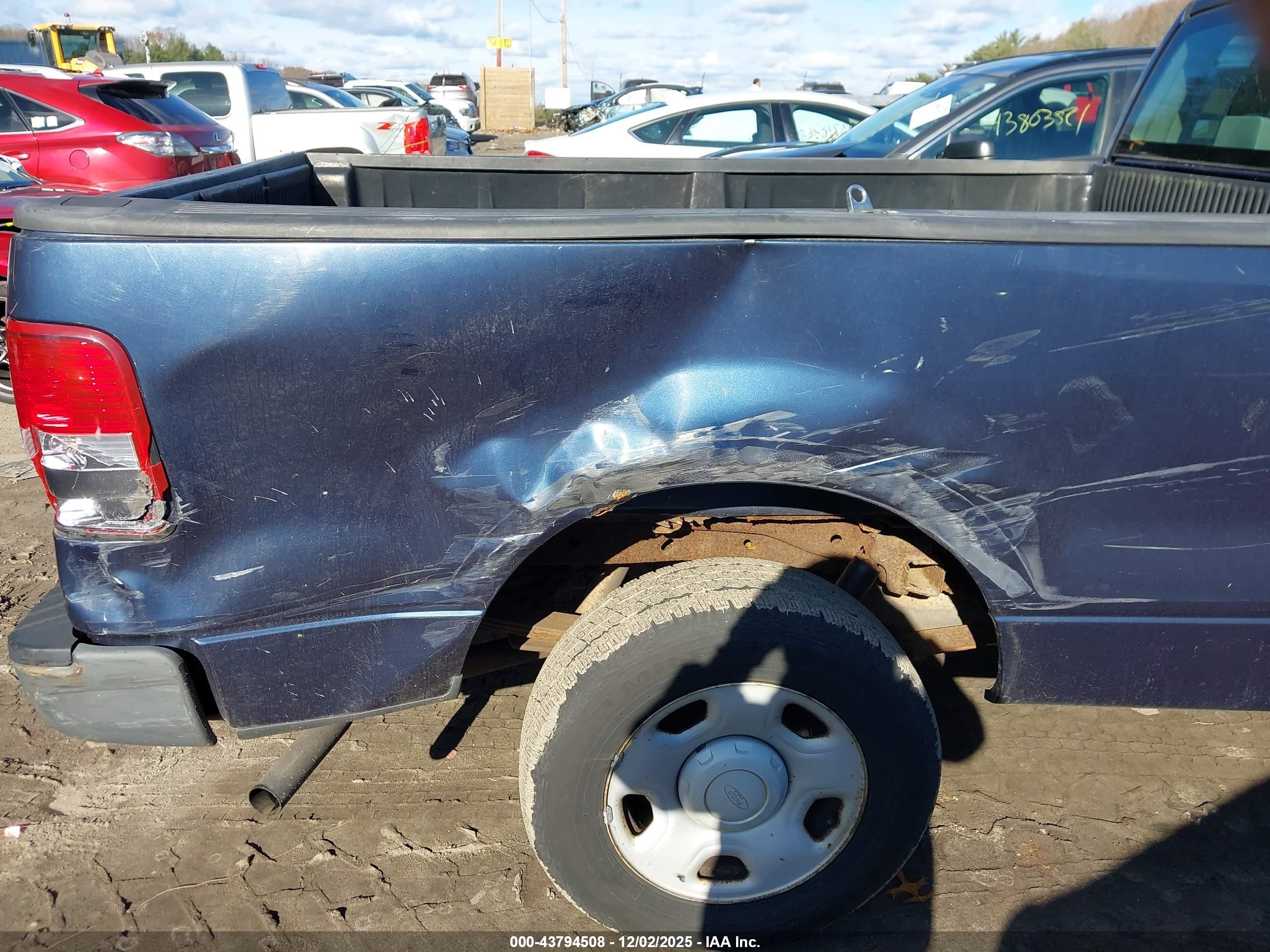 2005 Ford F-150 Stx/xl/xlt Blue vin: 1FTRF12205NB99815