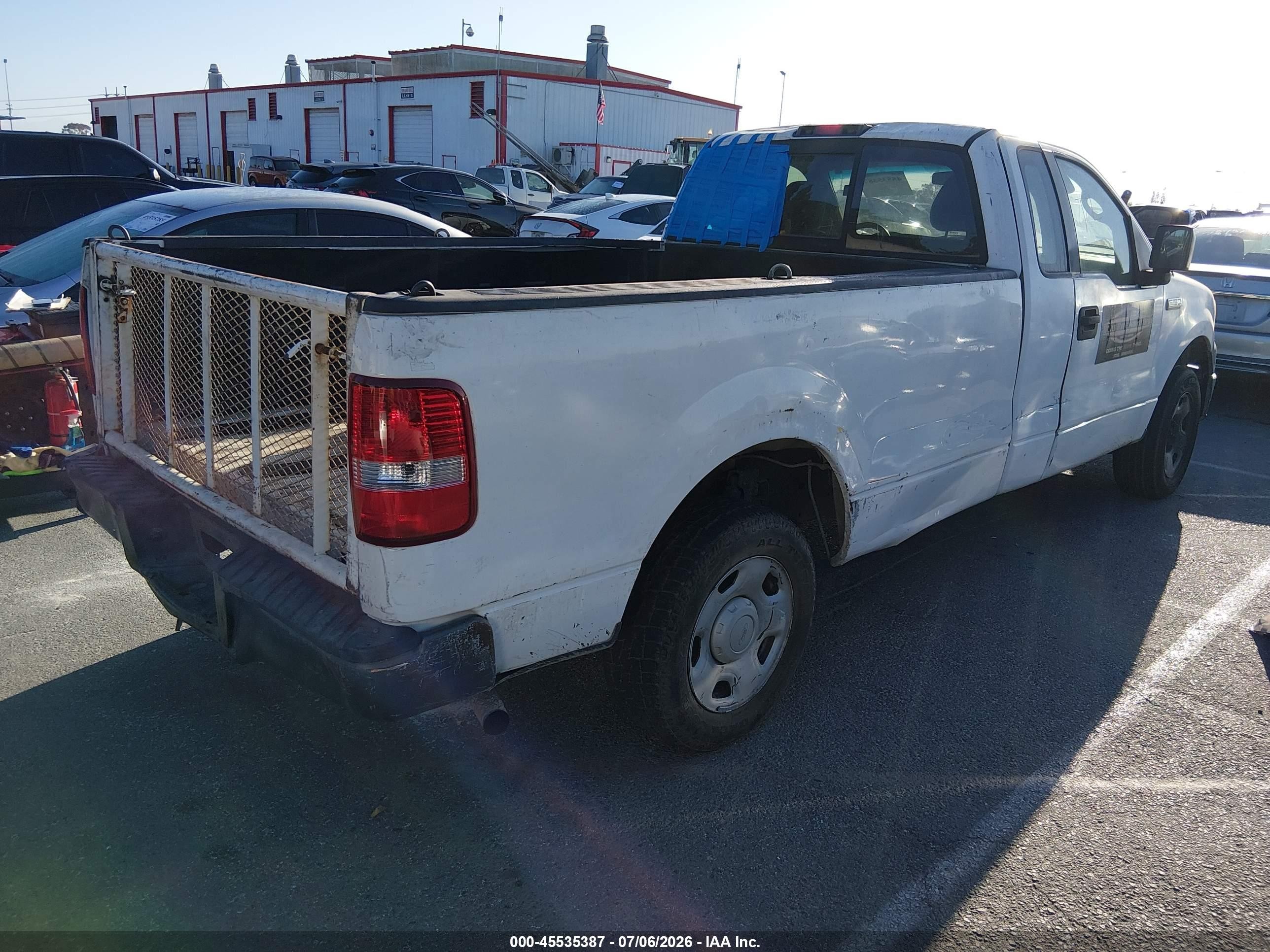2007 Ford F-150 Stx/xl/xlt White vin: 1FTRF12207KC86070