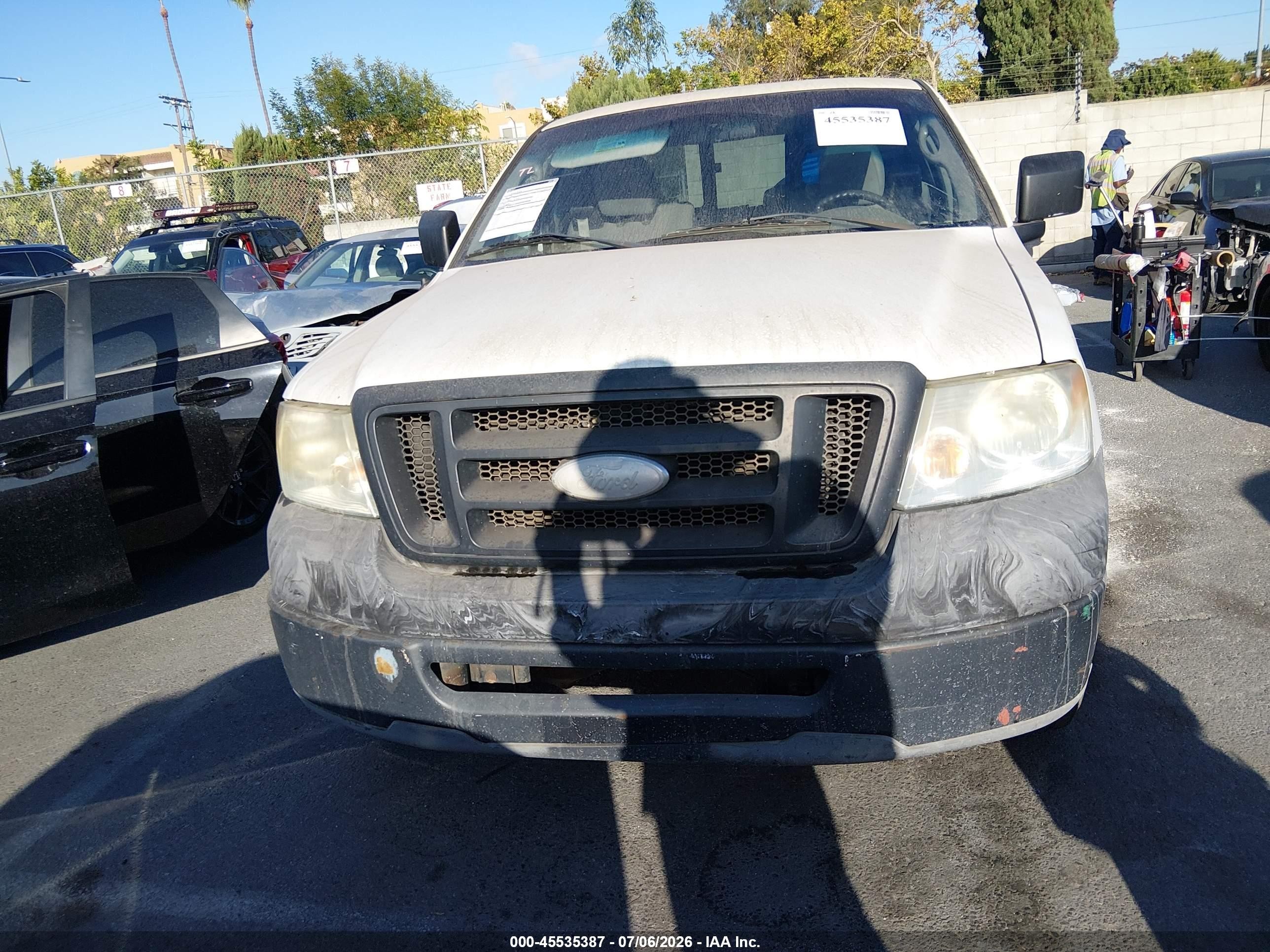 2007 Ford F-150 Stx/xl/xlt White vin: 1FTRF12207KC86070