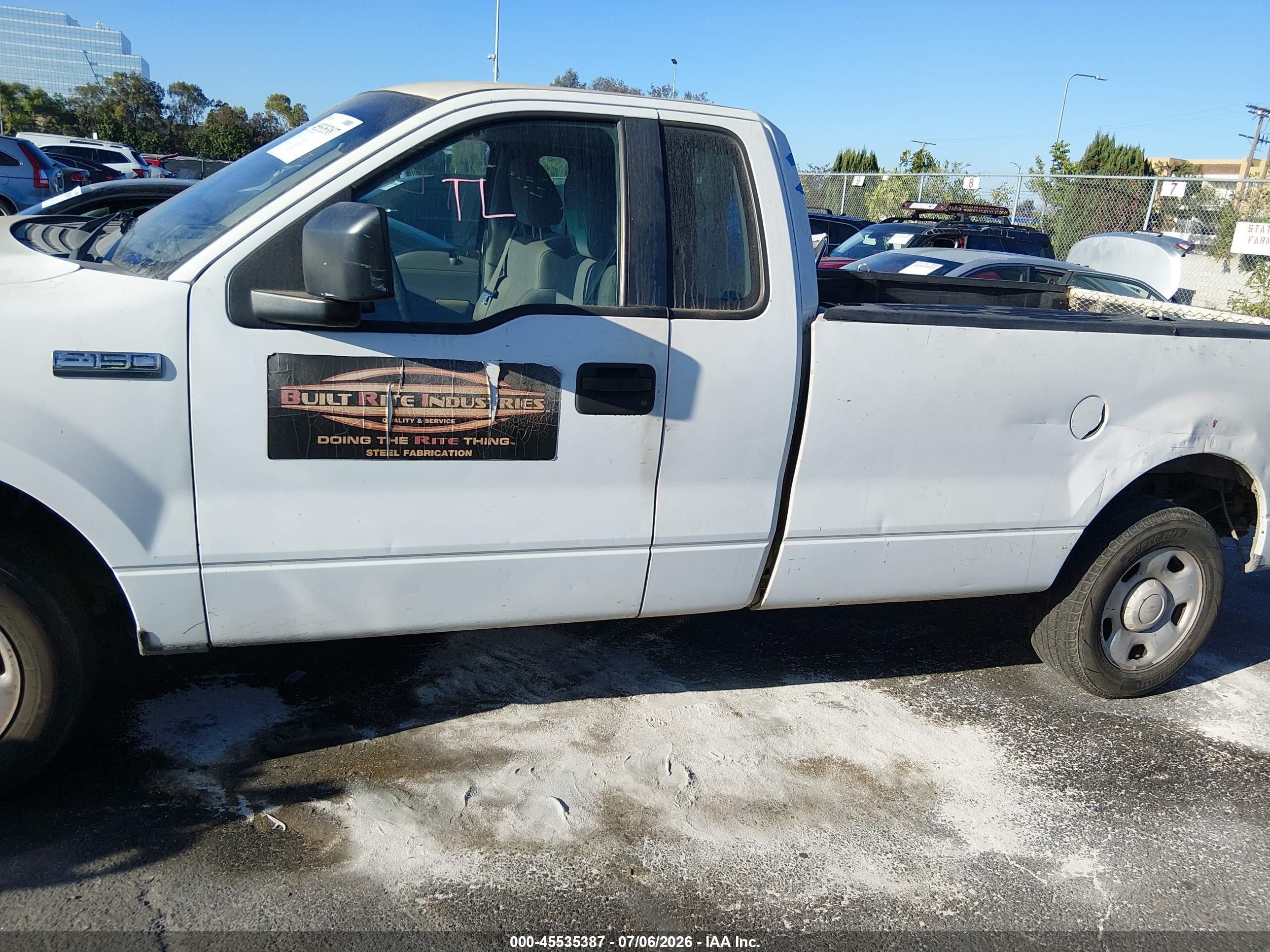 2007 Ford F-150 Stx/xl/xlt White vin: 1FTRF12207KC86070