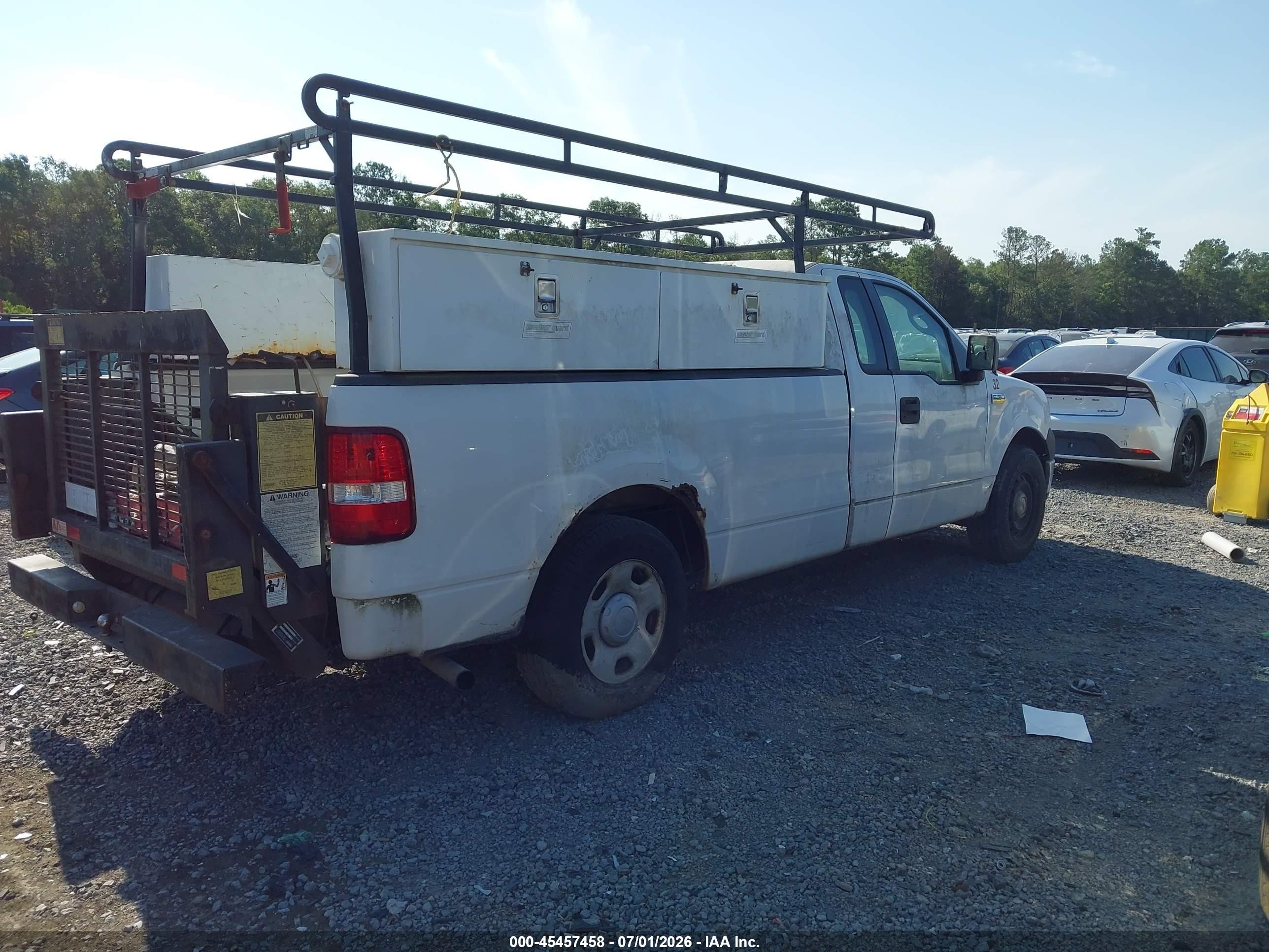 2007 Ford F-150 Stx/xl/xlt White vin: 1FTRF12207KD61737