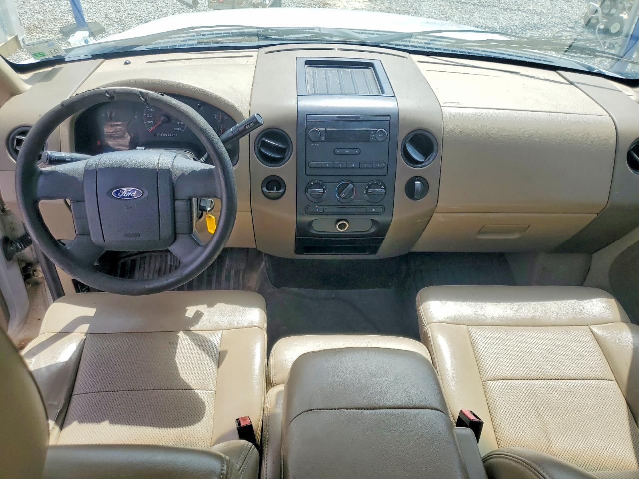 2008 Ford F150 Xl Белый vin: 1FTRF12208KB80638