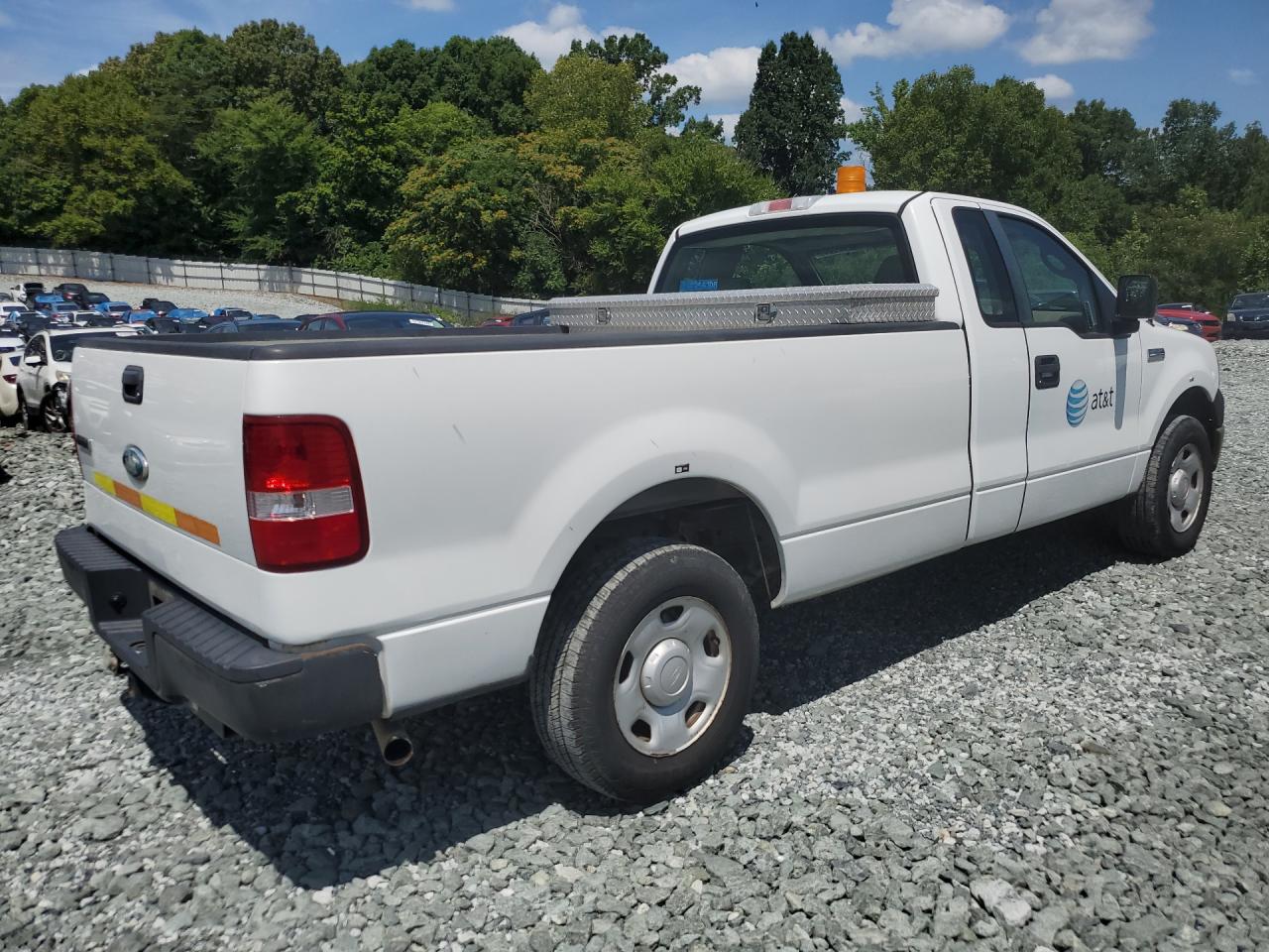 2008 Ford F150 White vin: 1FTRF12208KC88077 Damage: Right Bed Side, Multiple Scratches Light, 4