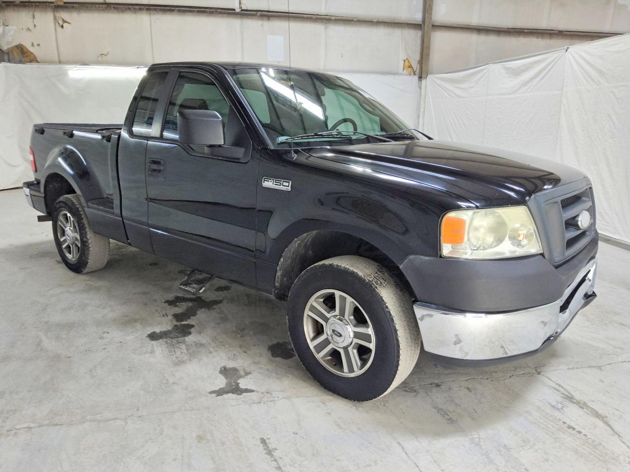 2008 Ford F150 Black vin: 1FTRF12208KD24074