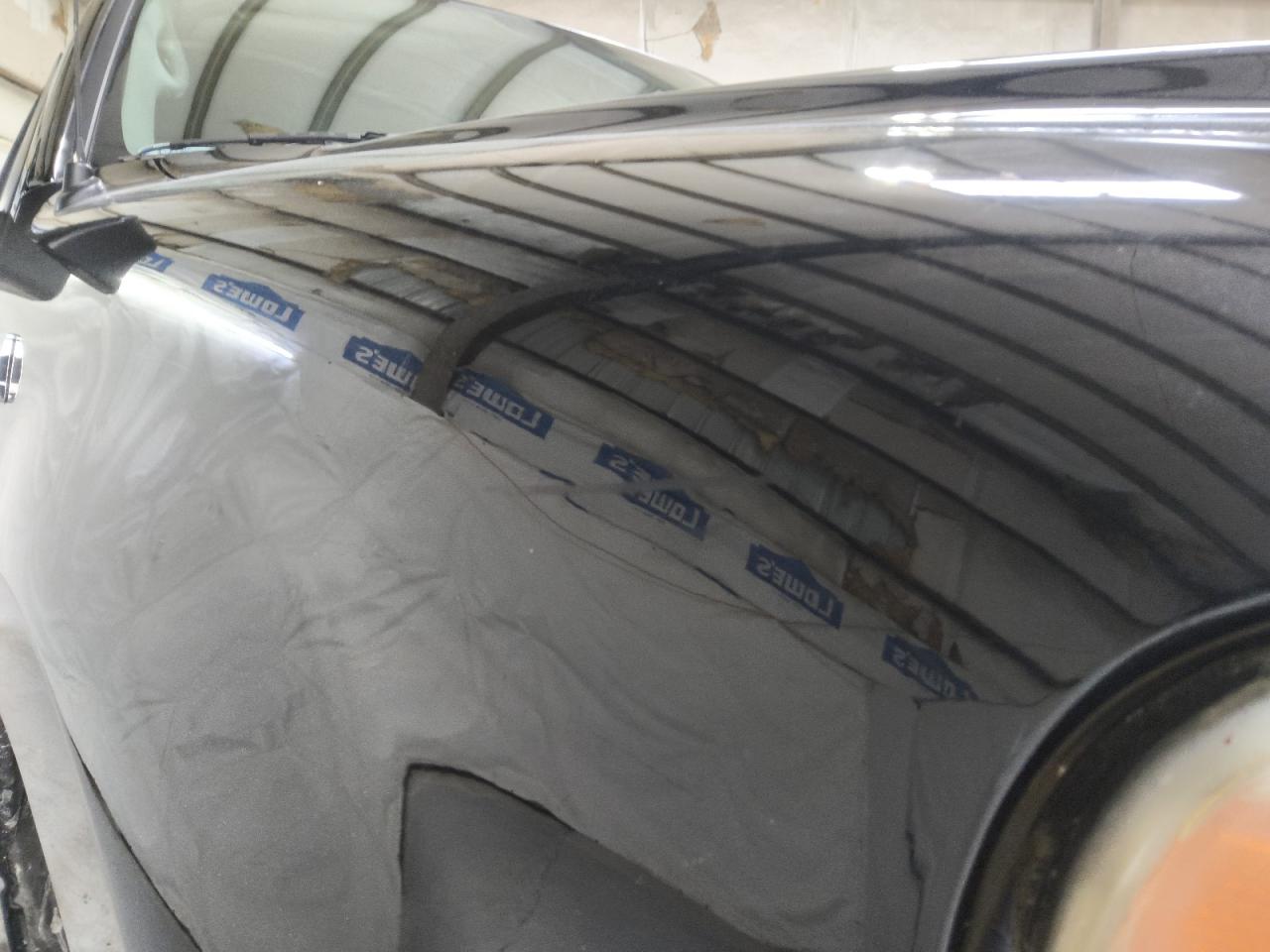 2008 Ford F150 Black vin: 1FTRF12208KD24074 Damage: Right Front Fender, Heavy Scratch, 3 To 4 Inches