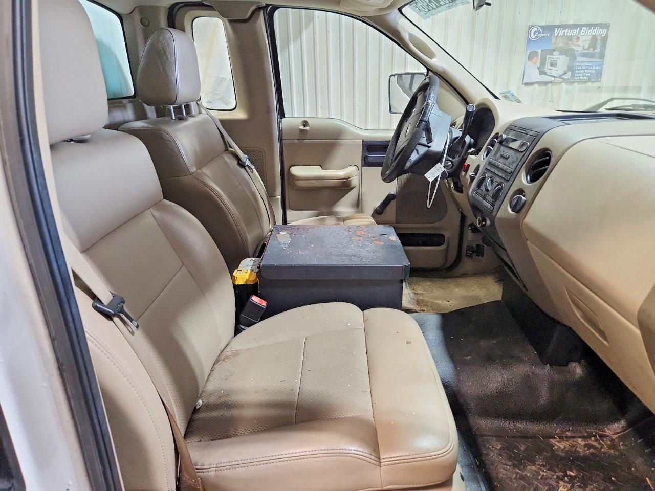 2008 Ford F150 Белый vin: 1FTRF12208KD78426