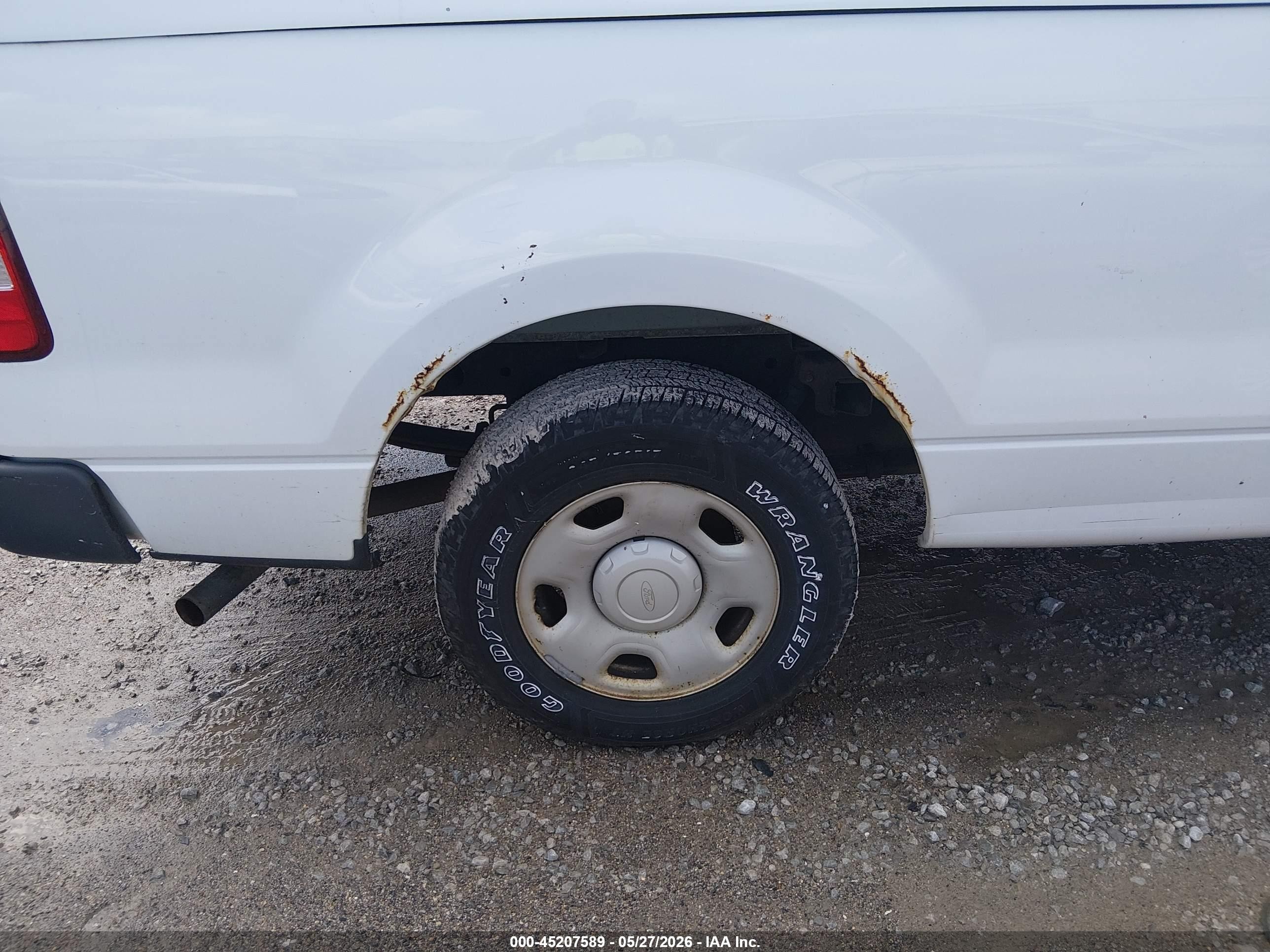 2006 Ford F-150 Stx/xl/xlt White vin: 1FTRF12216KB36919