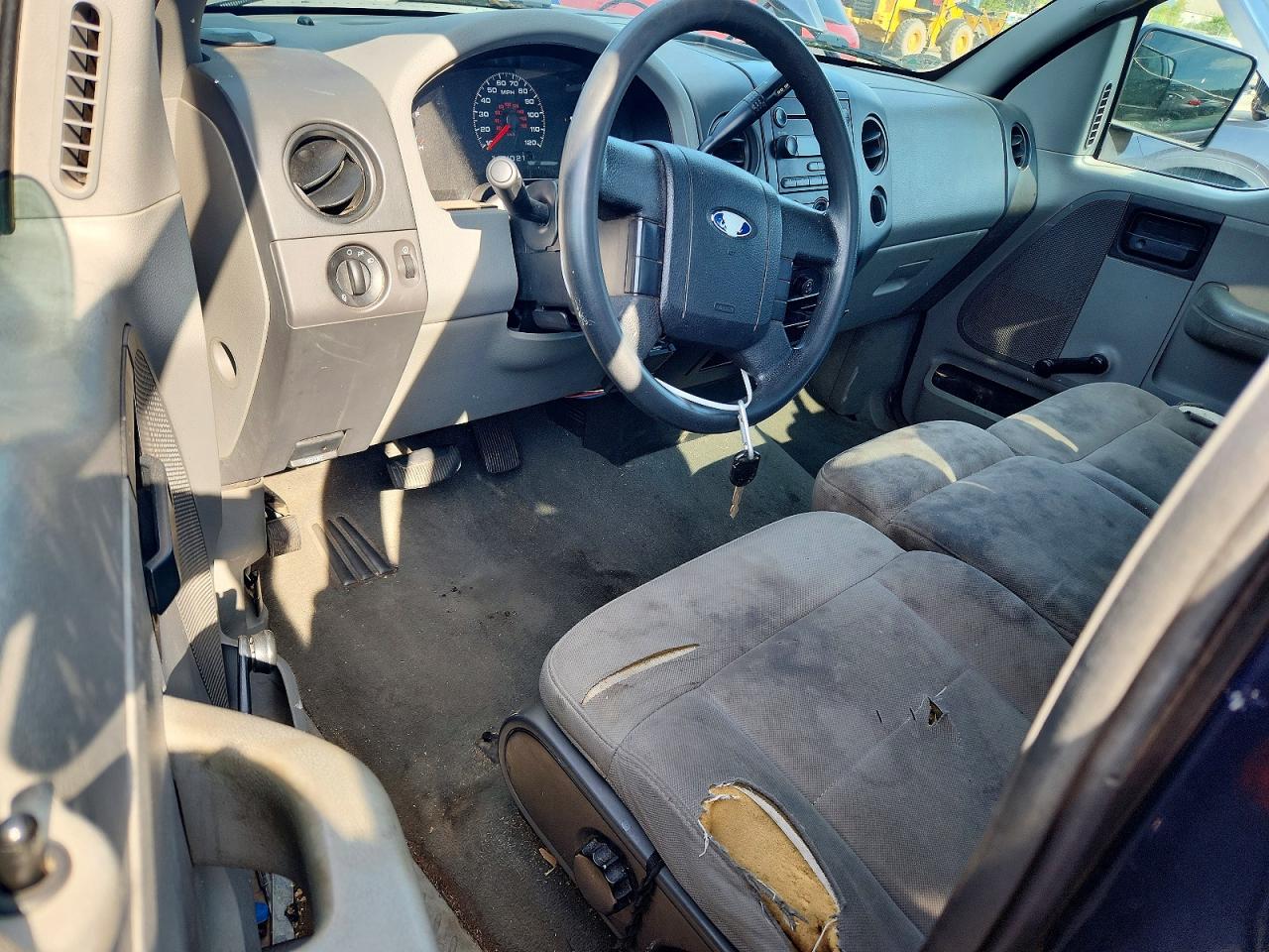 2006 Ford F150 Blue vin: 1FTRF12216NA53358