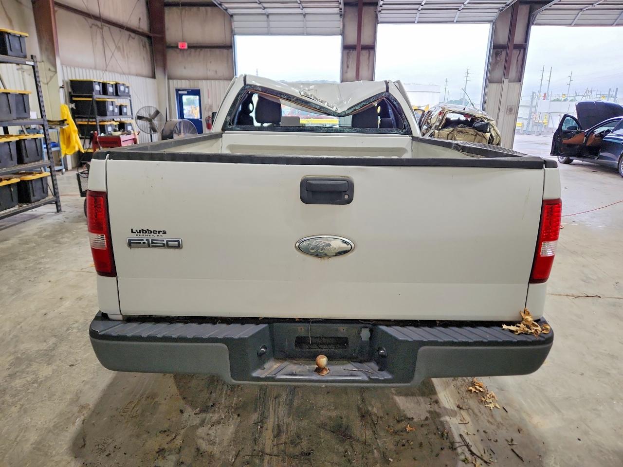 2006 Ford F150 White vin: 1FTRF12216NB20363