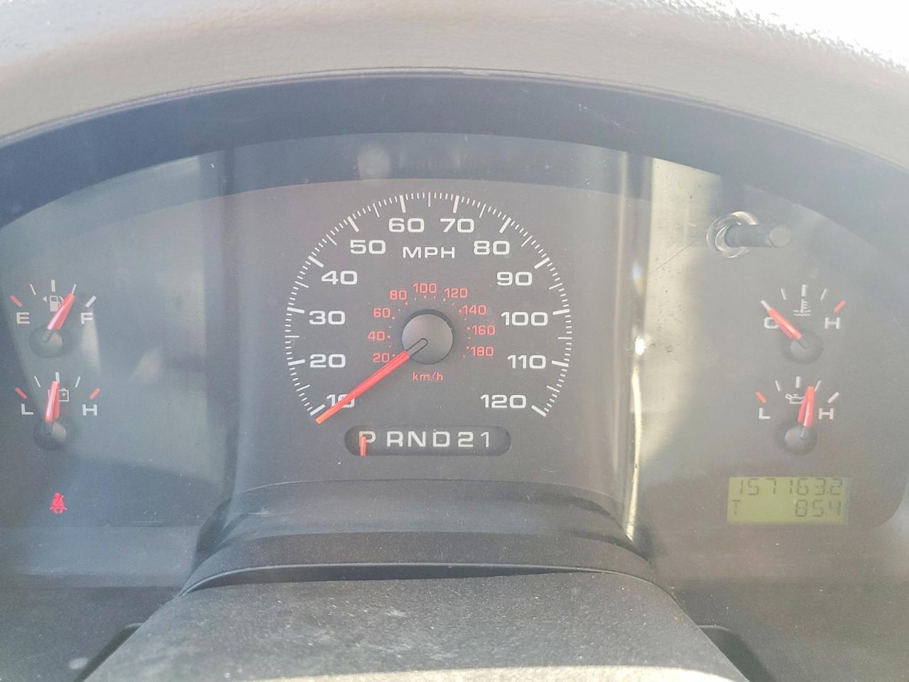 2006 Ford F150 Red vin: 1FTRF12216NB59910