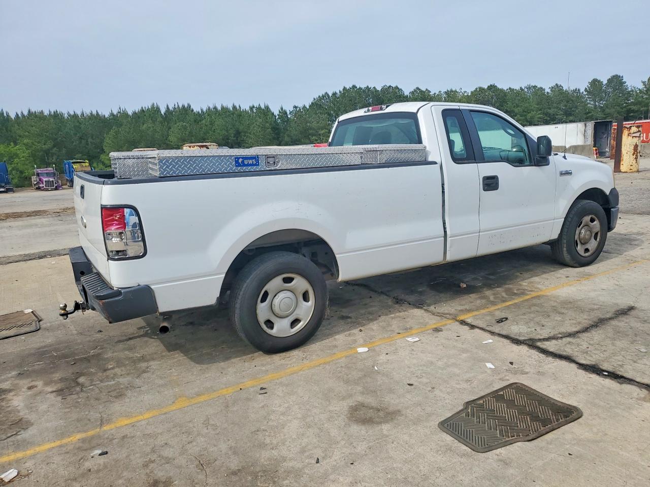 2007 Ford F150 Белый vin: 1FTRF12217NA60120