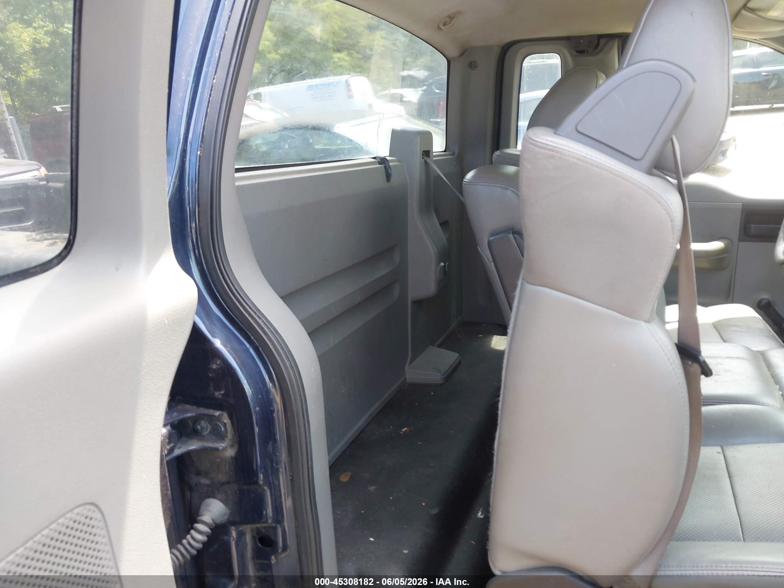 2005 Ford F-150 Stx/xl/xlt Blue vin: 1FTRF12225NB77508