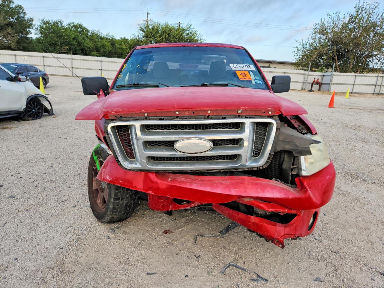 2006 Ford F150 Red vin: 1FTRF12226NB27239