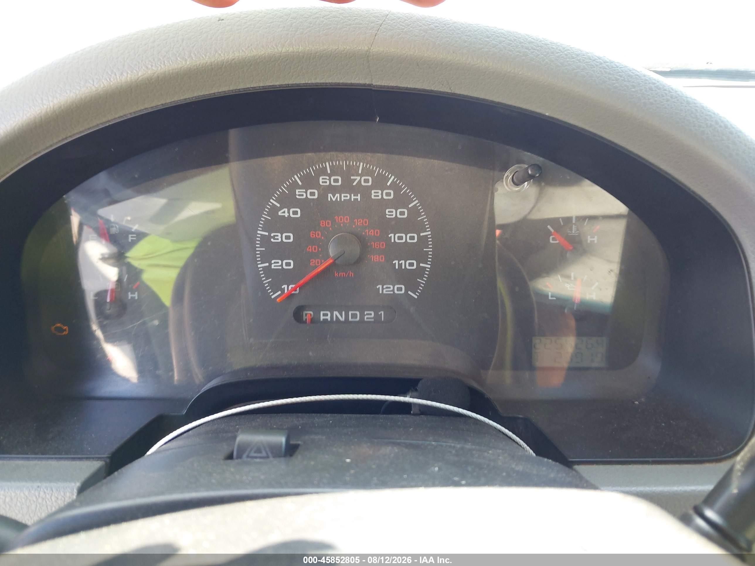 2007 Ford F-150 Stx/xl/xlt White vin: 1FTRF12227KC91089
