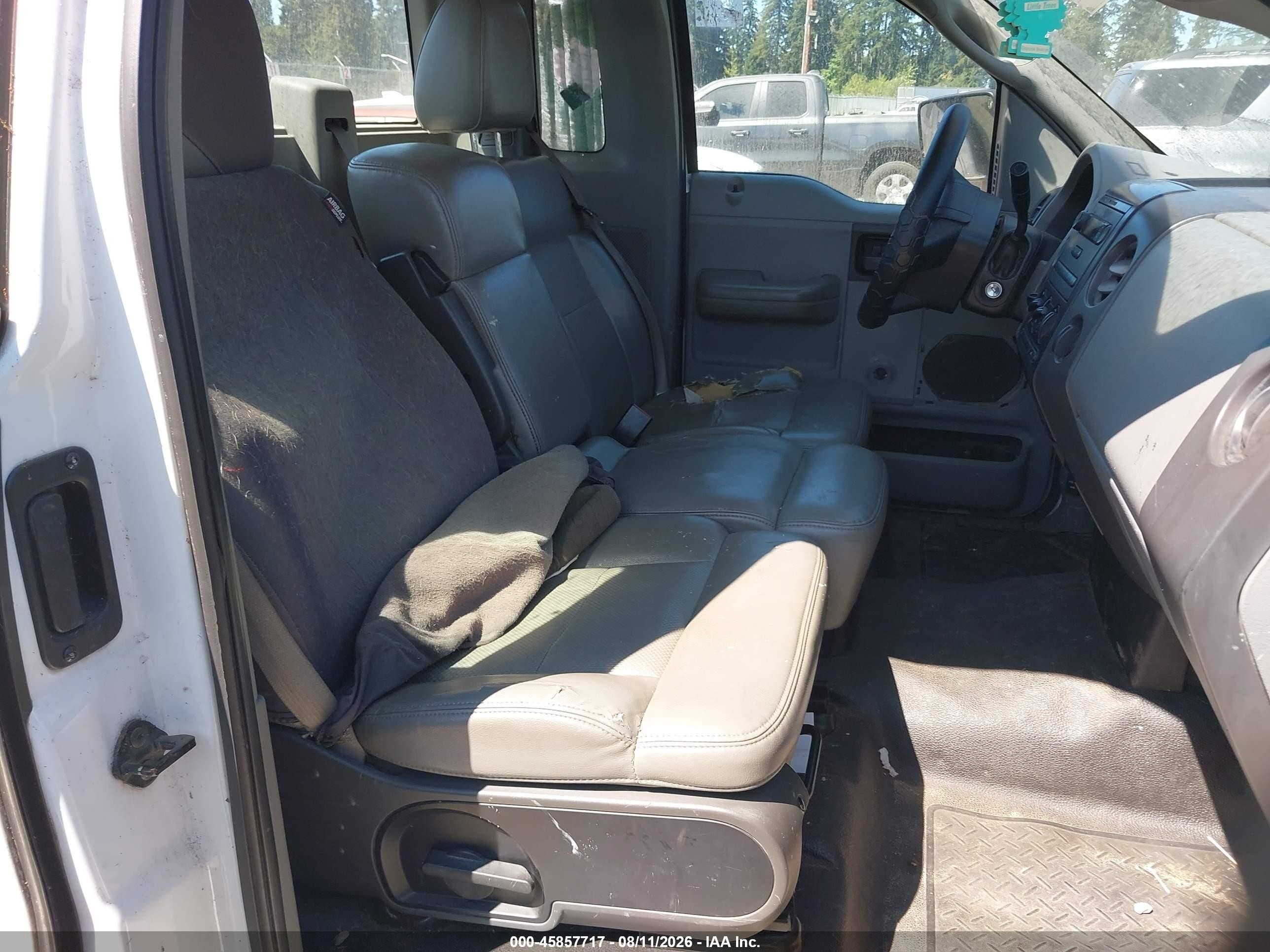 2007 Ford F-150 Stx/xl/xlt White vin: 1FTRF12227KD51324
