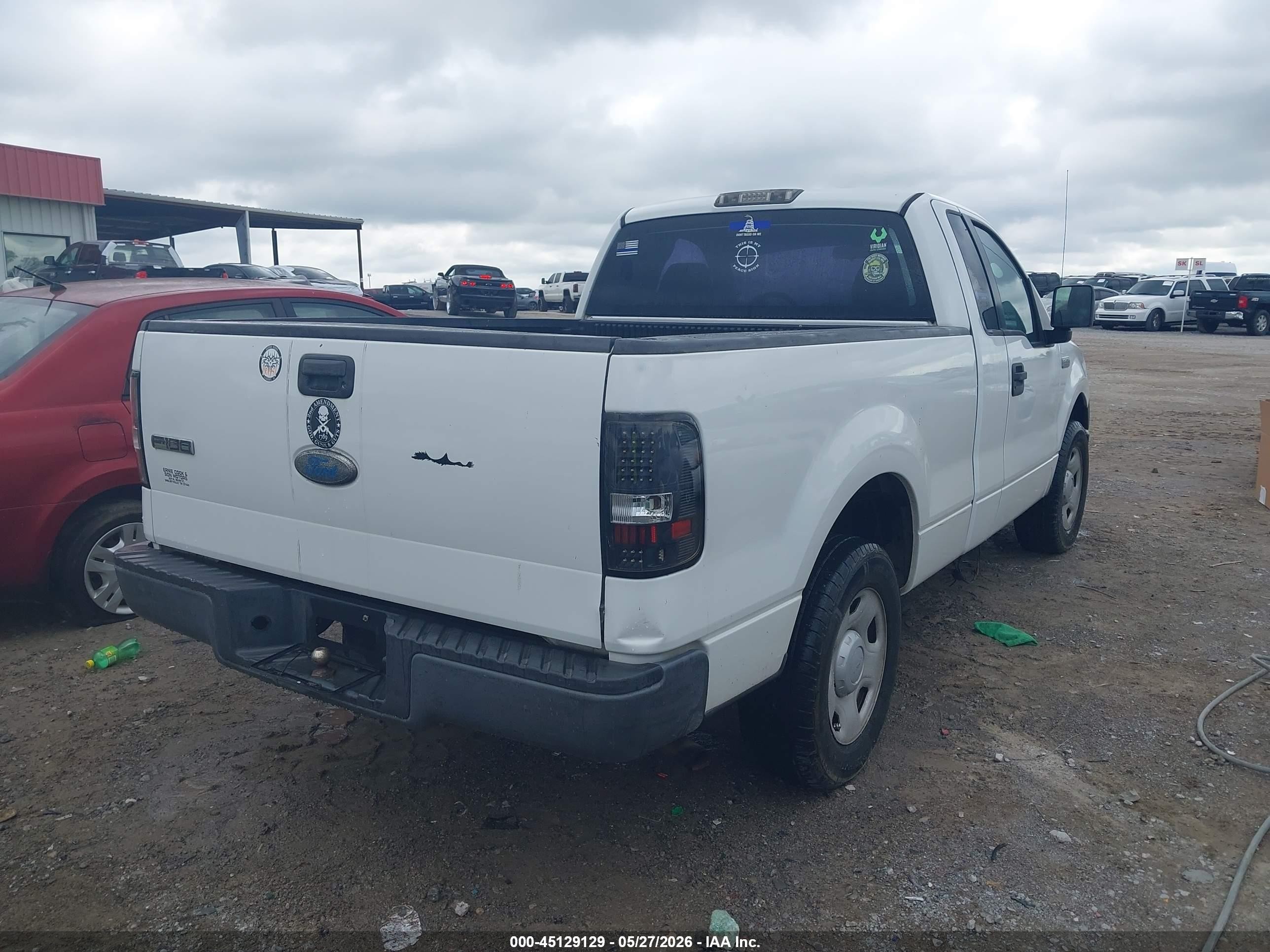 2007 Ford F-150 Stx/xl/xlt White vin: 1FTRF12227KD58516