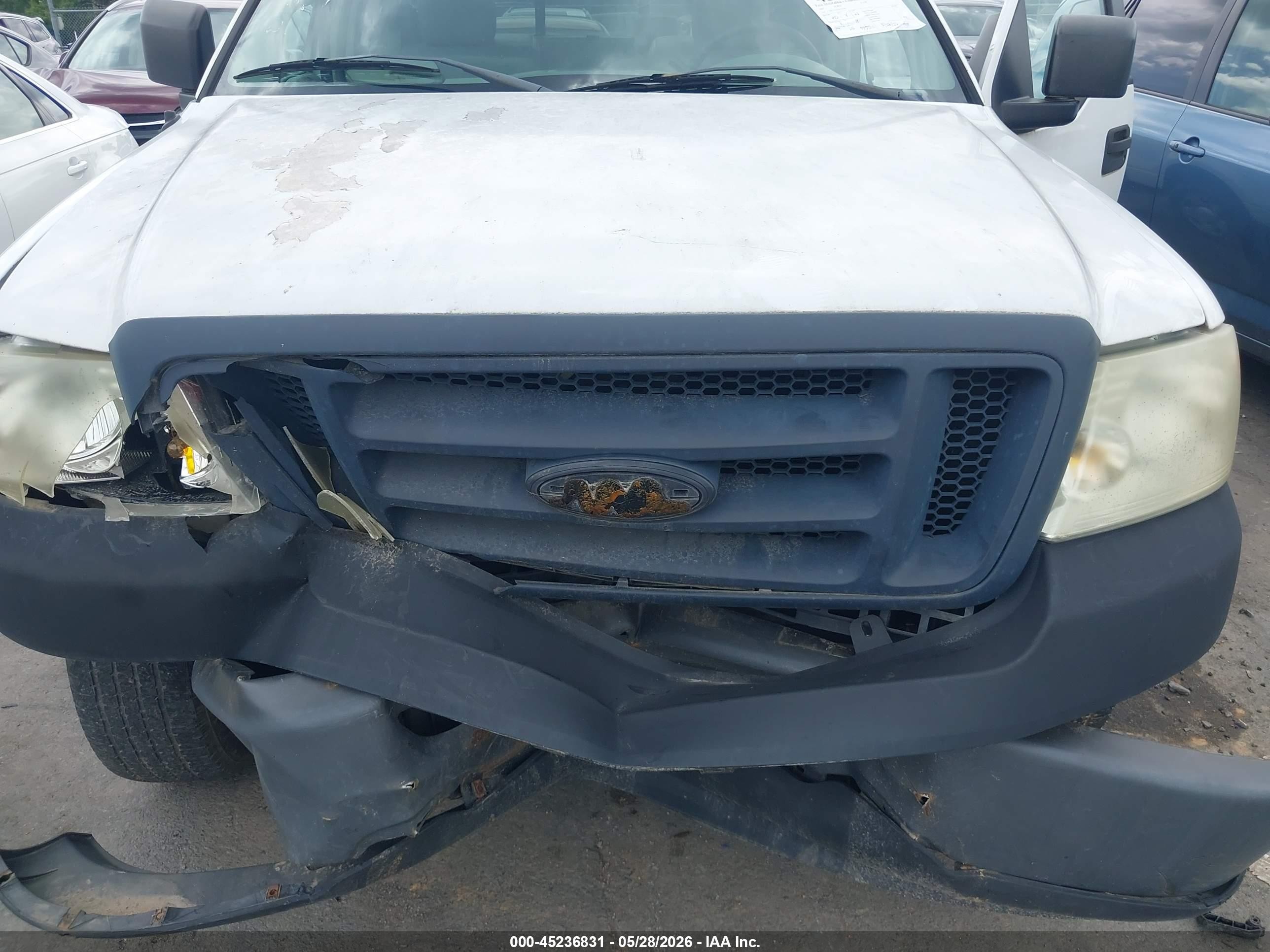 2007 Ford F-150 Stx/xl/xlt White vin: 1FTRF12227NA57758
