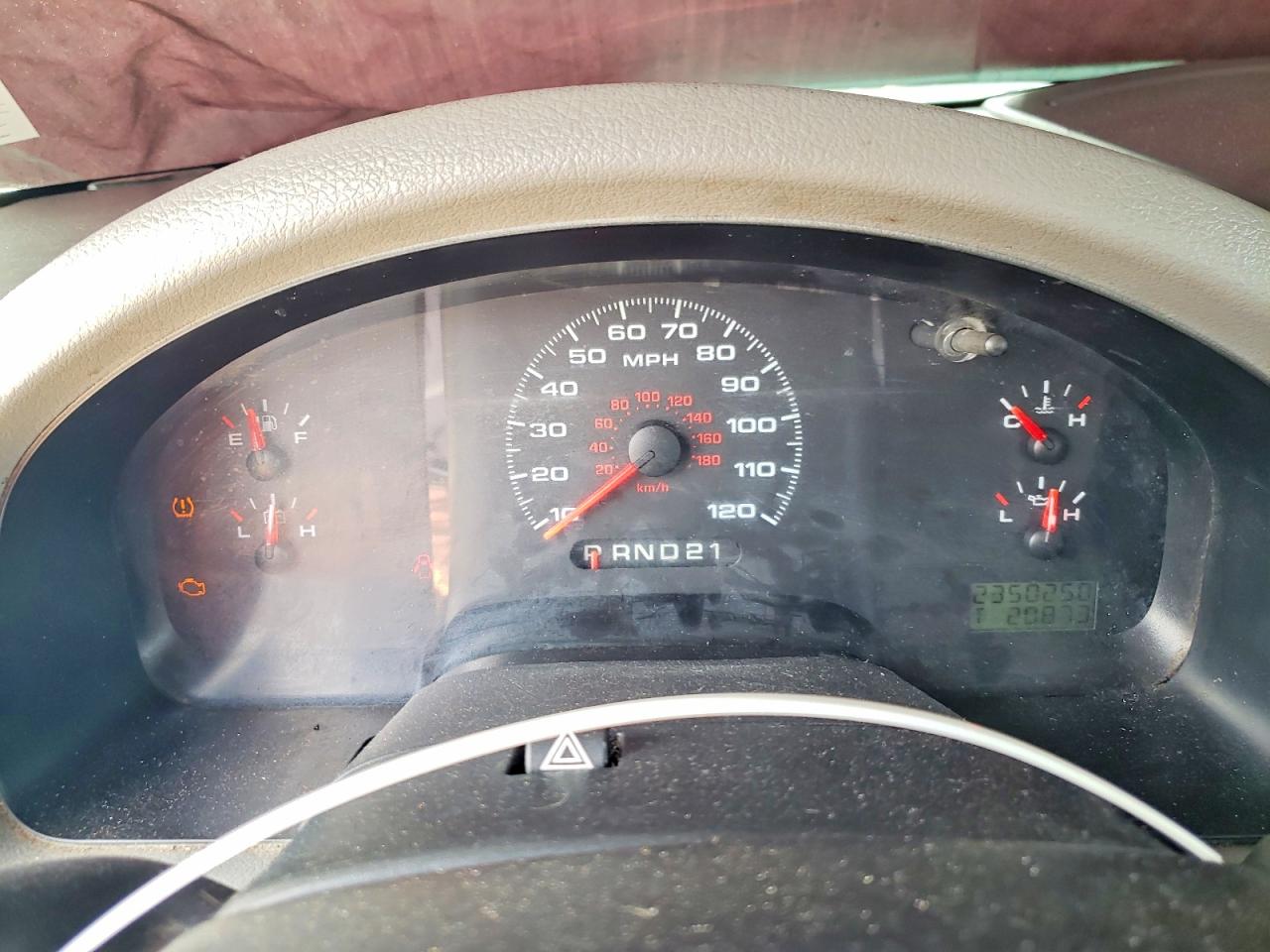 2008 Ford F150 Белый vin: 1FTRF12228KE16514