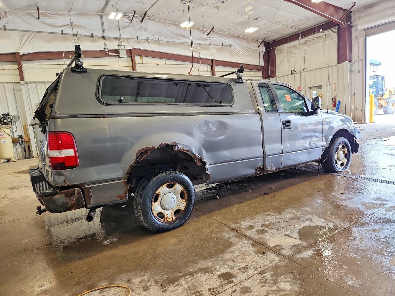 2005 Ford F150 Gray vin: 1FTRF12235NB42895