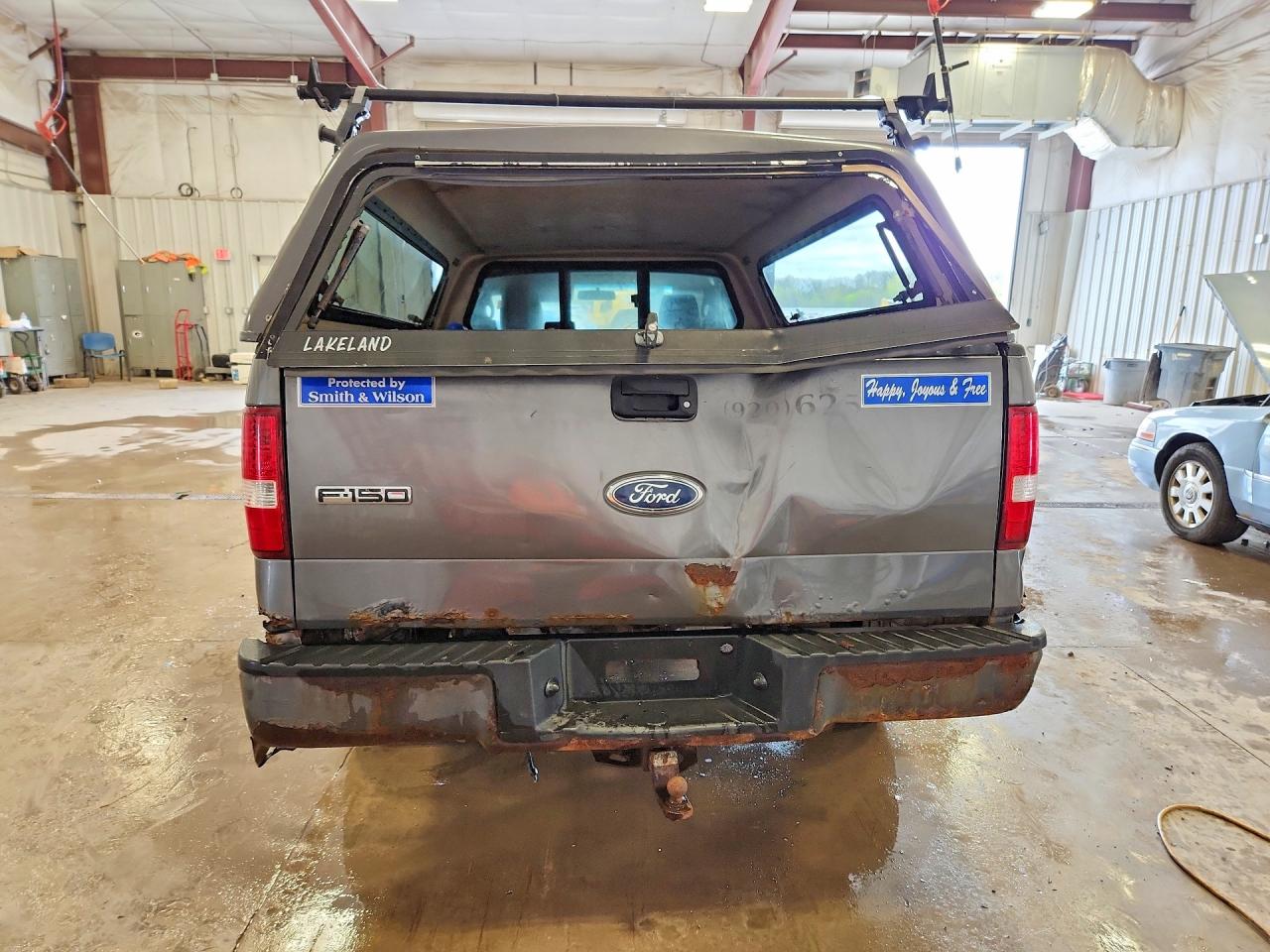 2005 Ford F150 Gray vin: 1FTRF12235NB42895