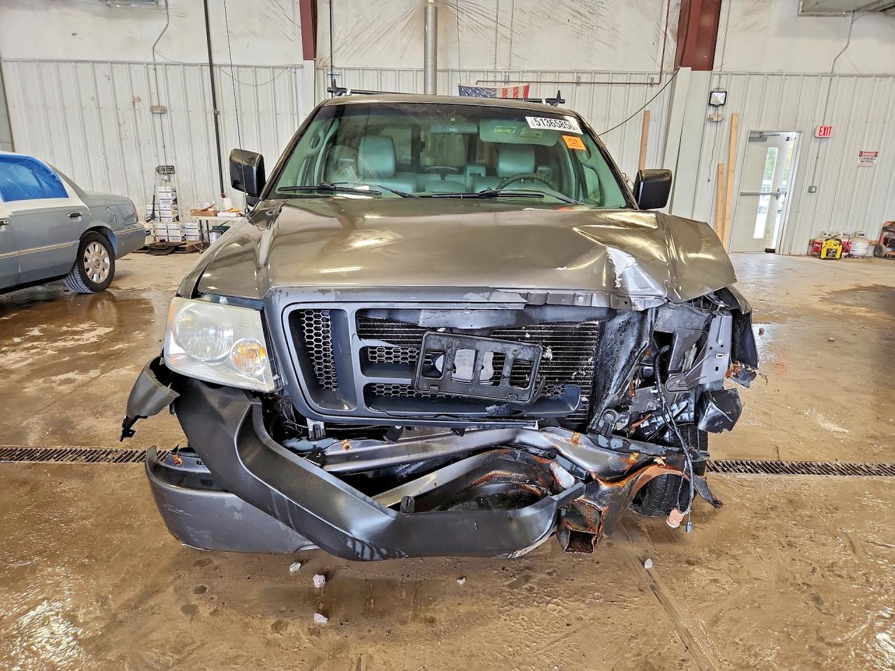 2005 Ford F150 Gray vin: 1FTRF12235NB42895
