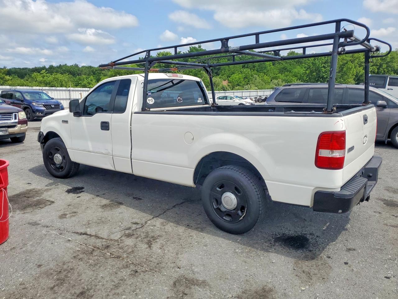 2007 Ford F150 White vin: 1FTRF12237KD16260
