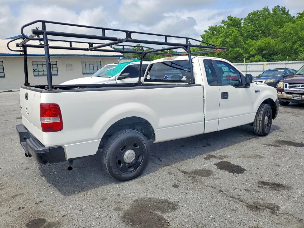 2007 Ford F150 White vin: 1FTRF12237KD16260