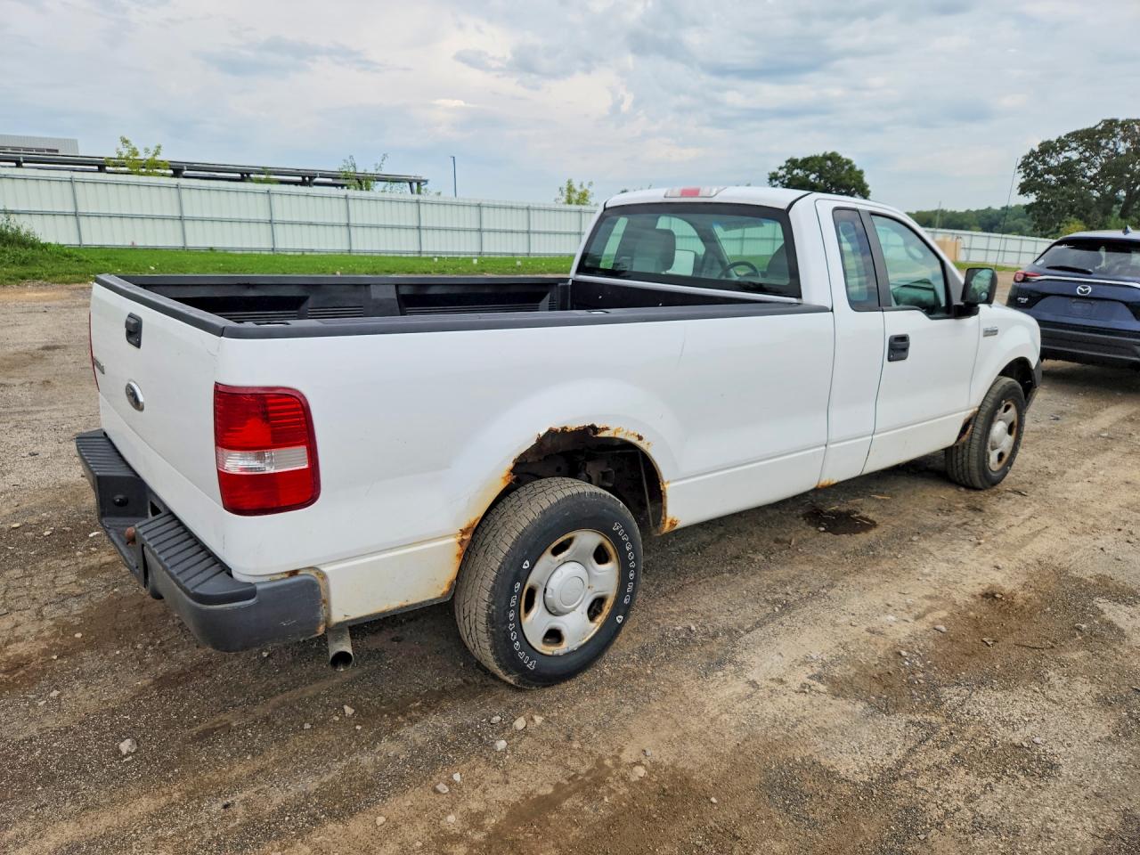 2007 Ford F150 Pickup Белый vin: 1FTRF12237NA16278
