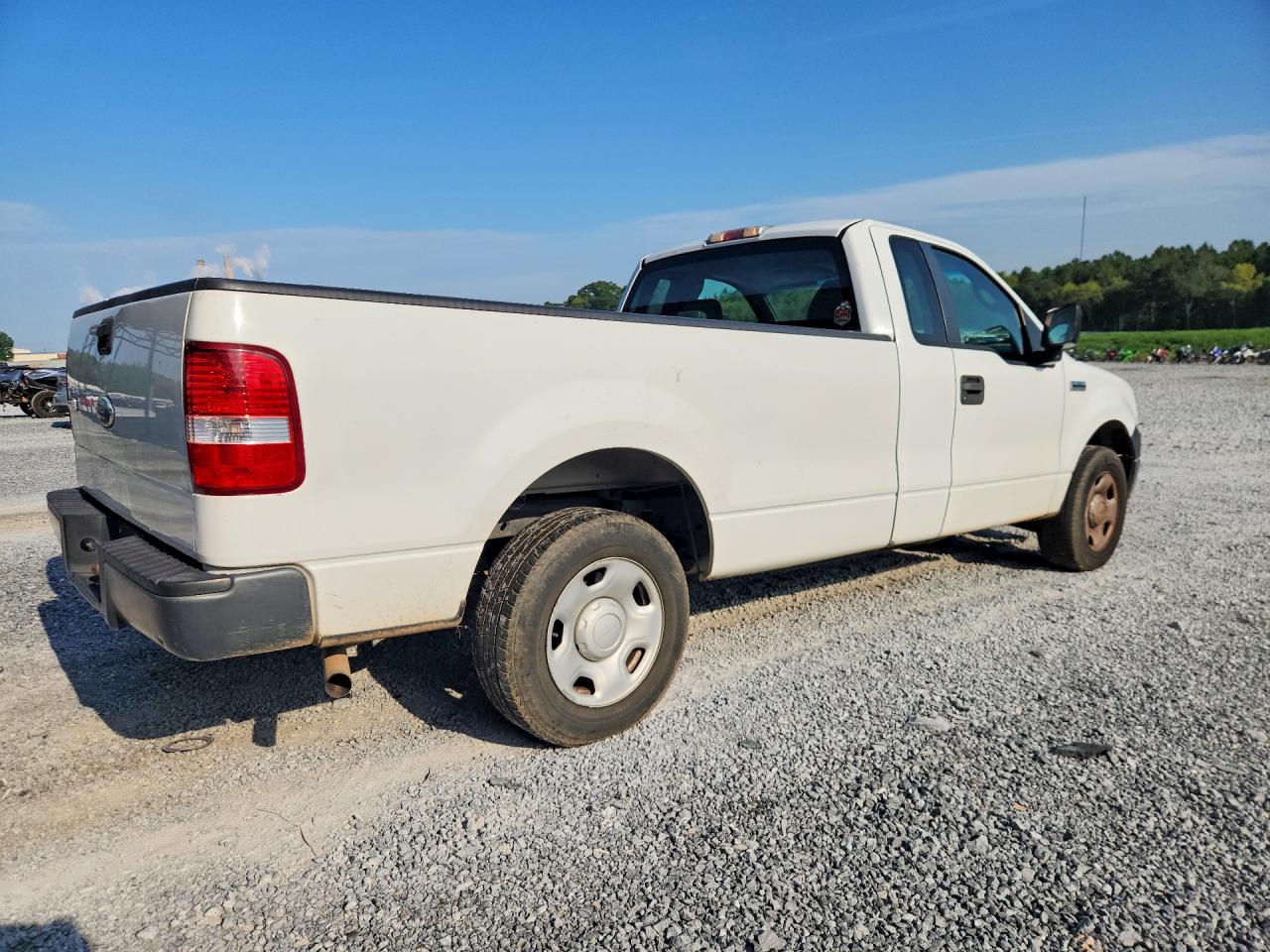 2007 Ford F150 White vin: 1FTRF12237NA57364