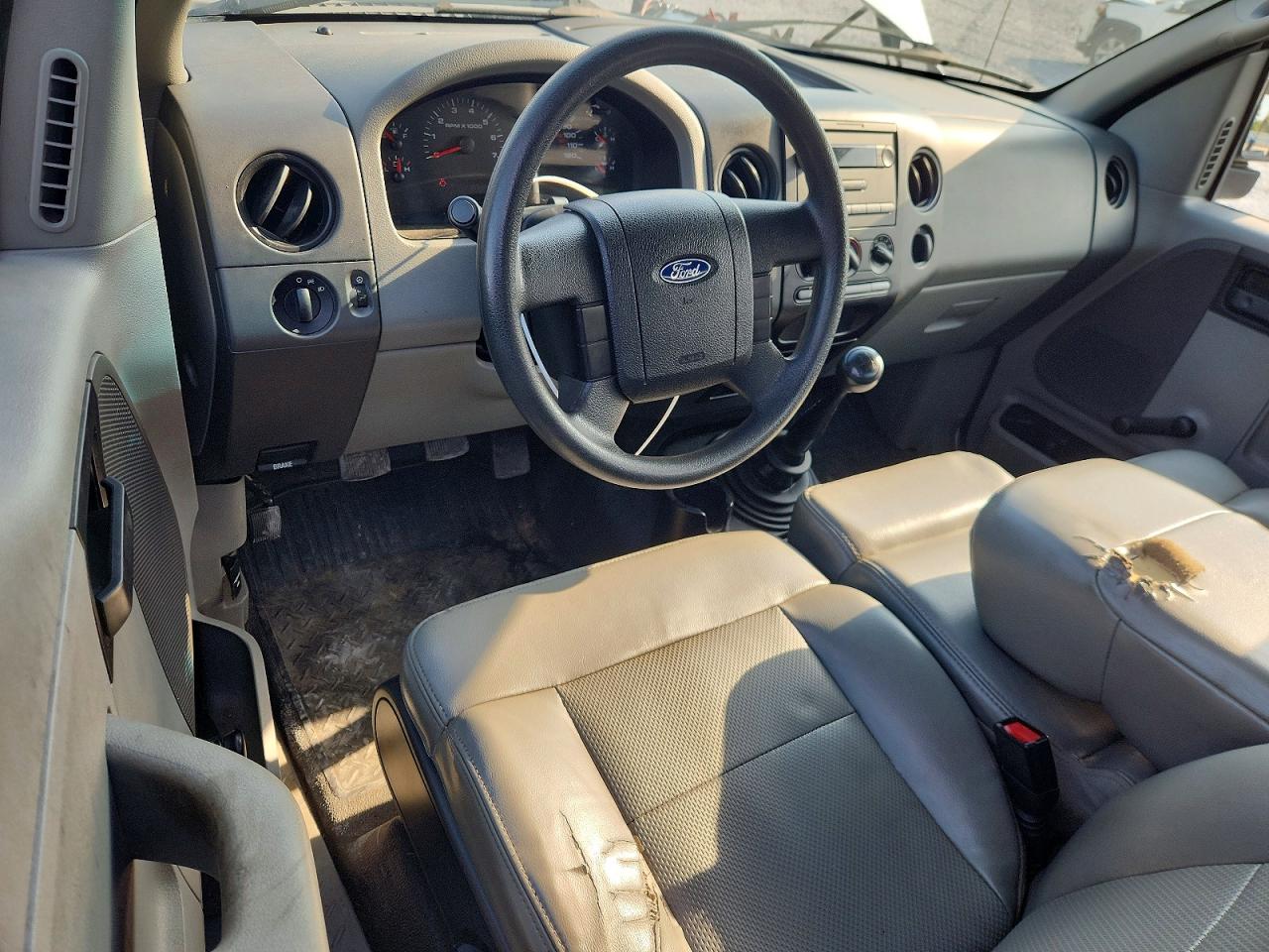 2007 Ford F150 White vin: 1FTRF12237NA57364