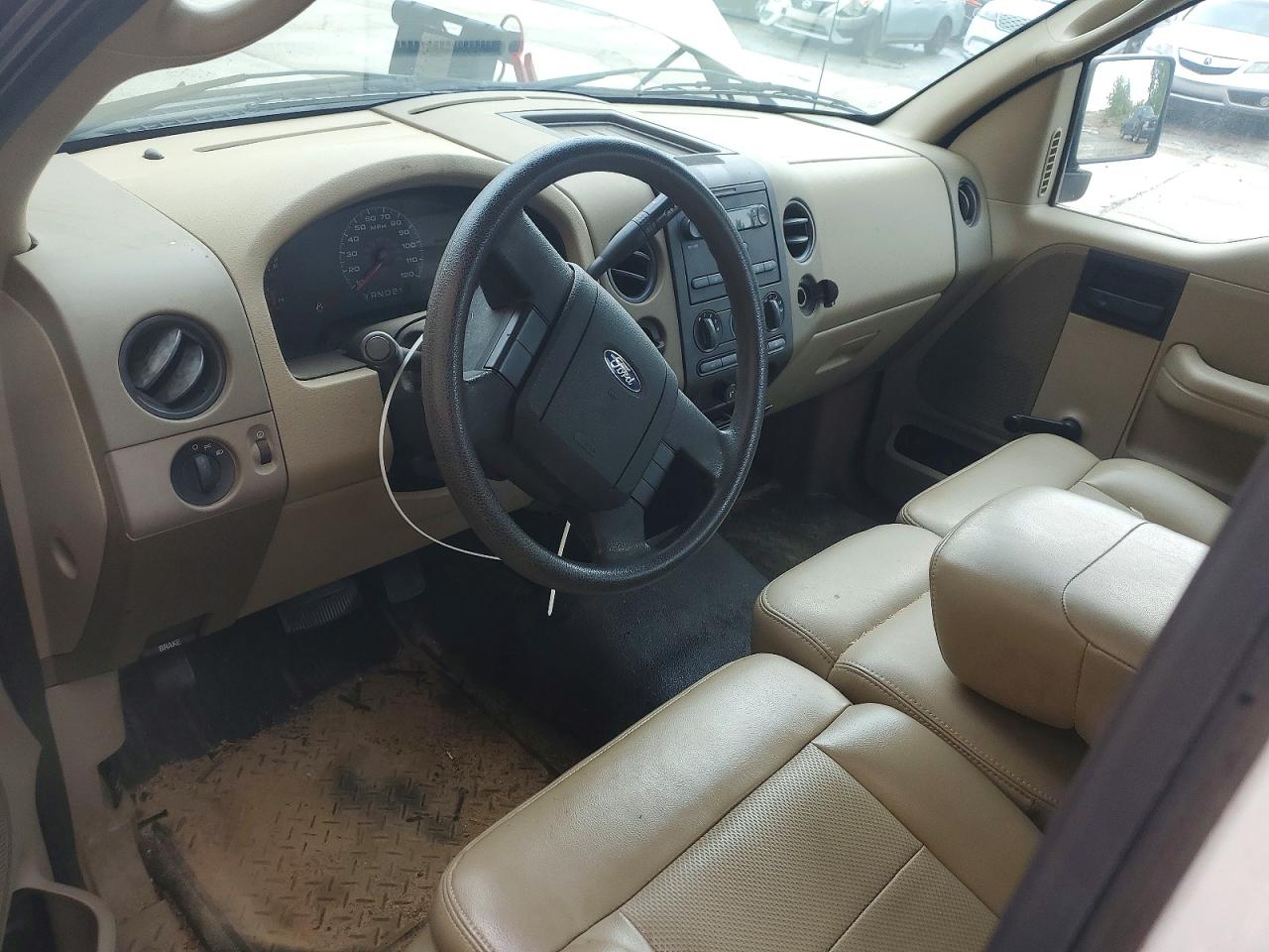 2008 Ford F150 White vin: 1FTRF12238KB62960
