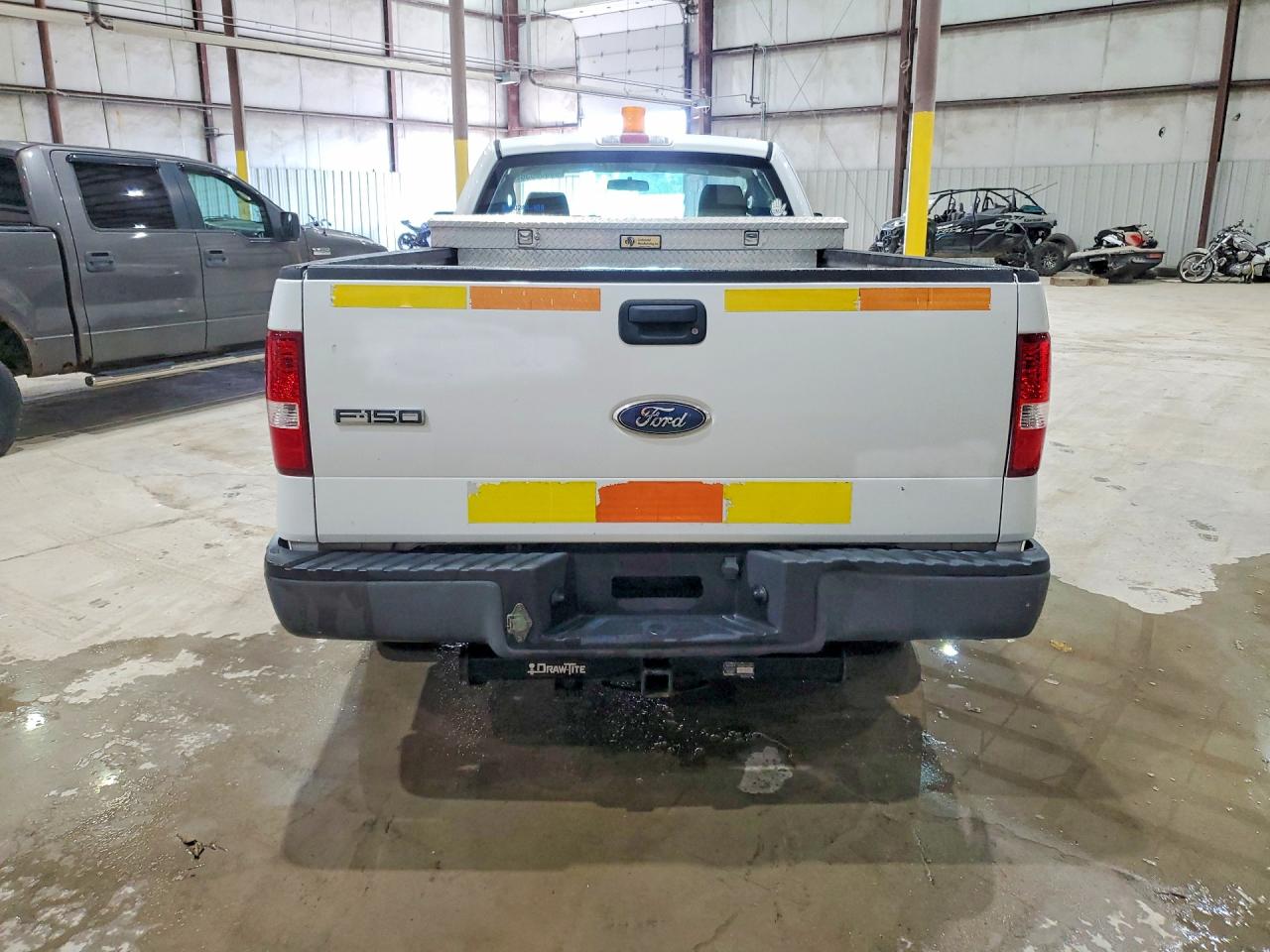 2008 Ford F150 White vin: 1FTRF12238KB62988