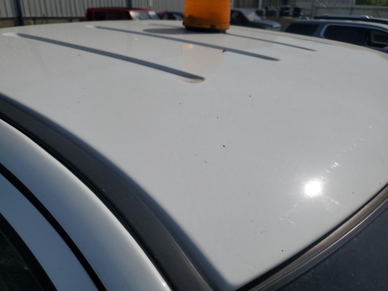 2008 Ford F150 White vin: 1FTRF12238KB62988 Damage: Roof, Chipped, 7