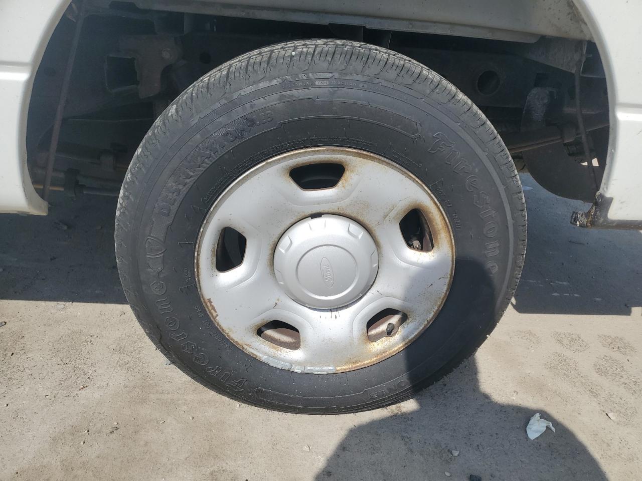 2008 Ford F150 White vin: 1FTRF12238KB62988 Damage: Left Rear Wheel, Corrosion, > 12 Inches