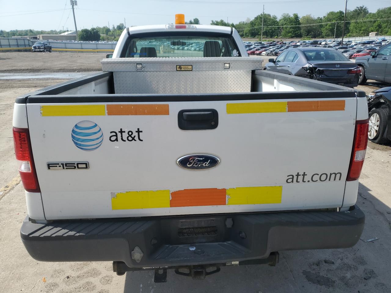 2008 Ford F150 White vin: 1FTRF12238KB62988 Damage: Rear Metal Bumper Painted, Chipped, 3