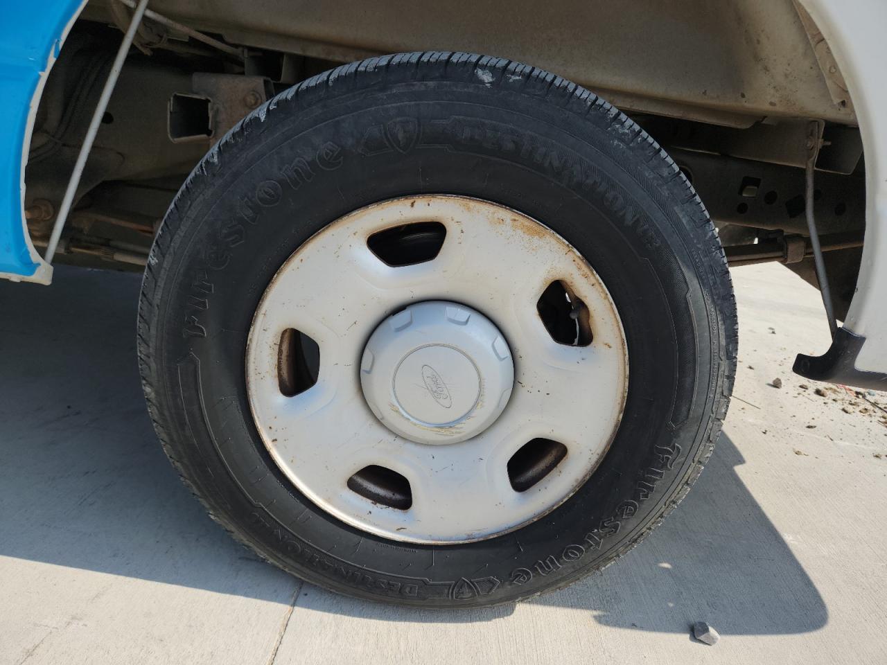 2008 Ford F150 White vin: 1FTRF12238KB70024 Damage: Left Rear Wheel, Corrosion, > 12 Inches