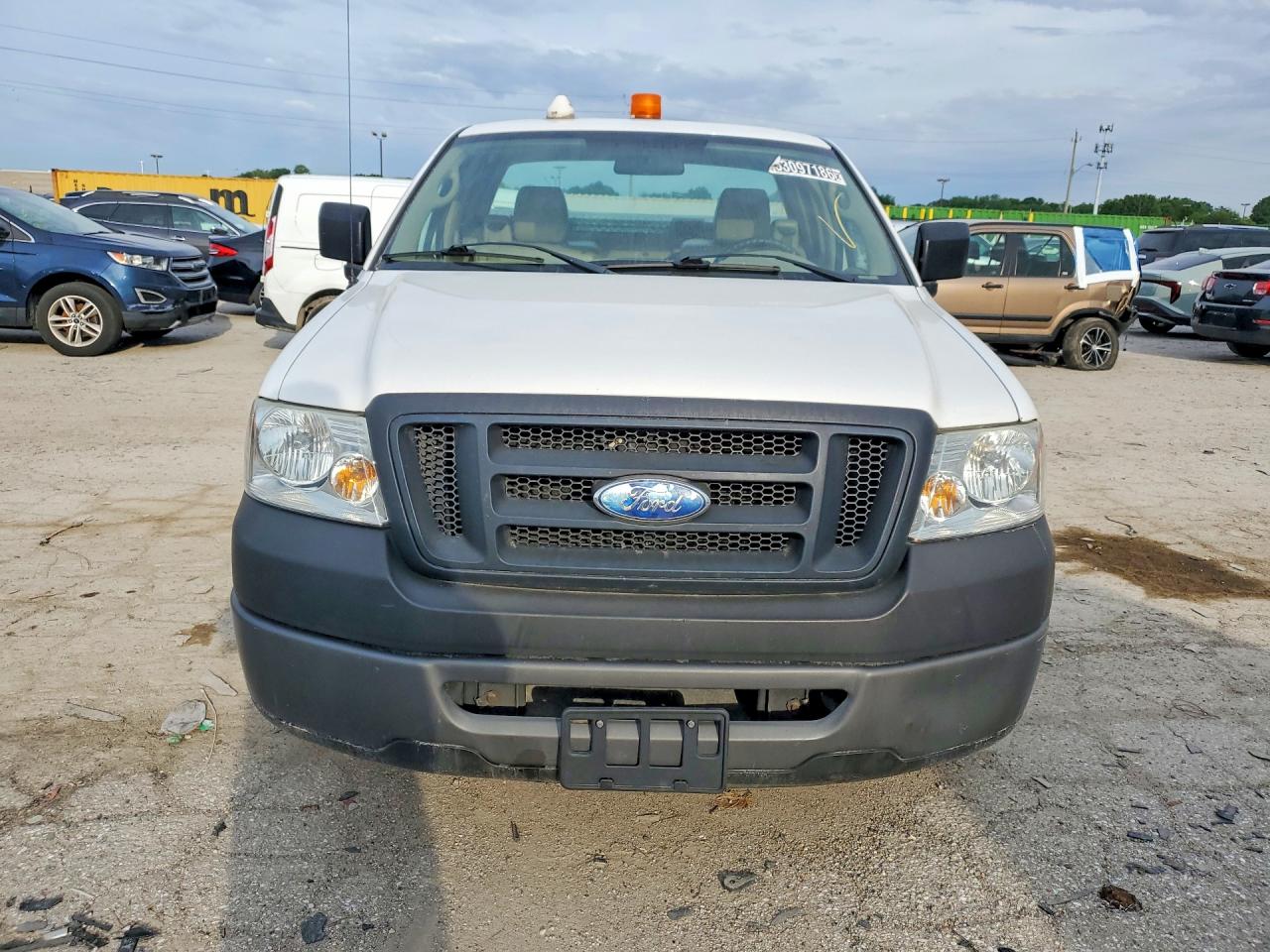 2008 Ford F150 White vin: 1FTRF12238KC27872