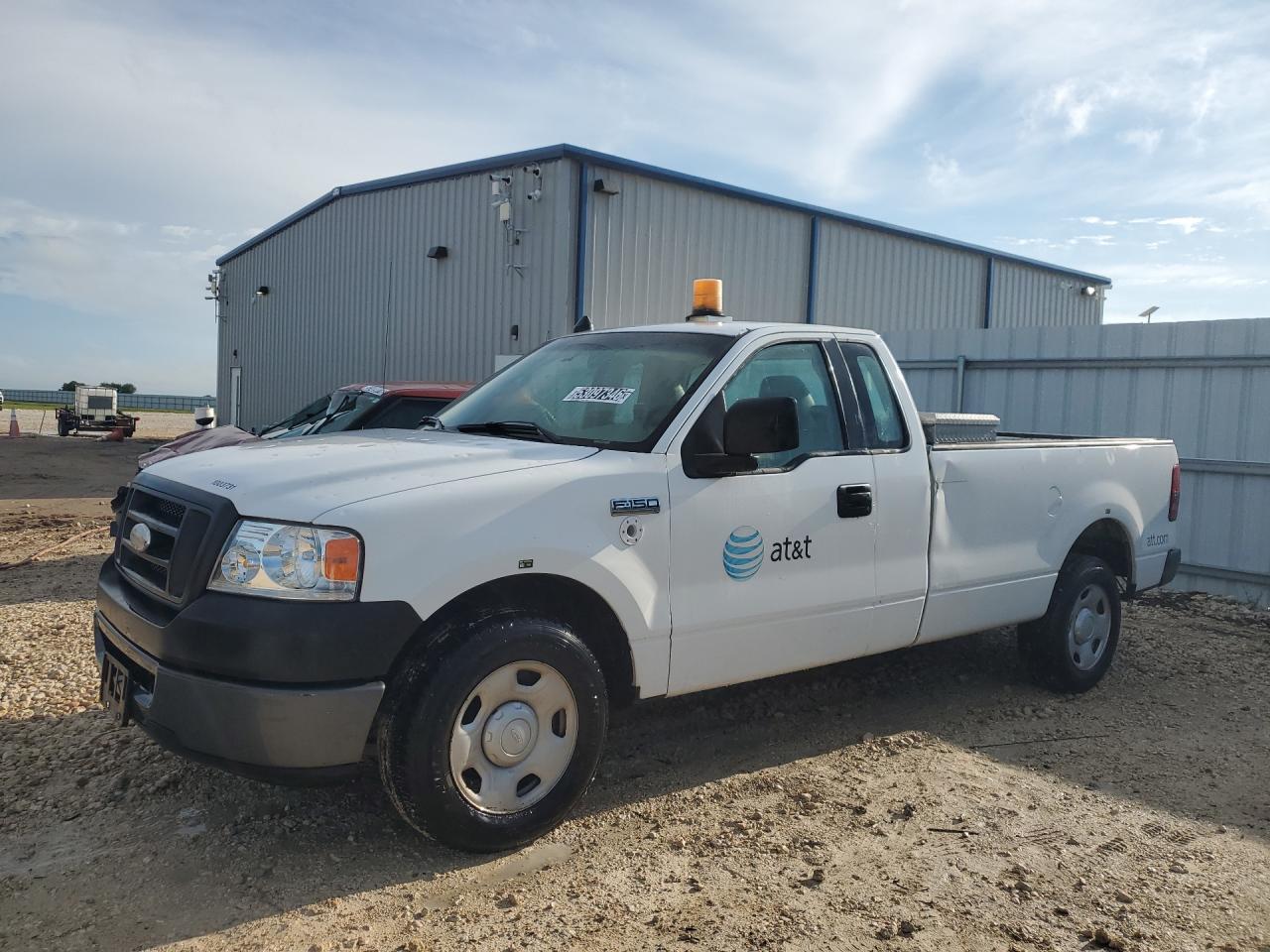 2008 Ford F150 White vin: 1FTRF12238KE32852 Damage: Left Front Fender, Hail Damage, 4