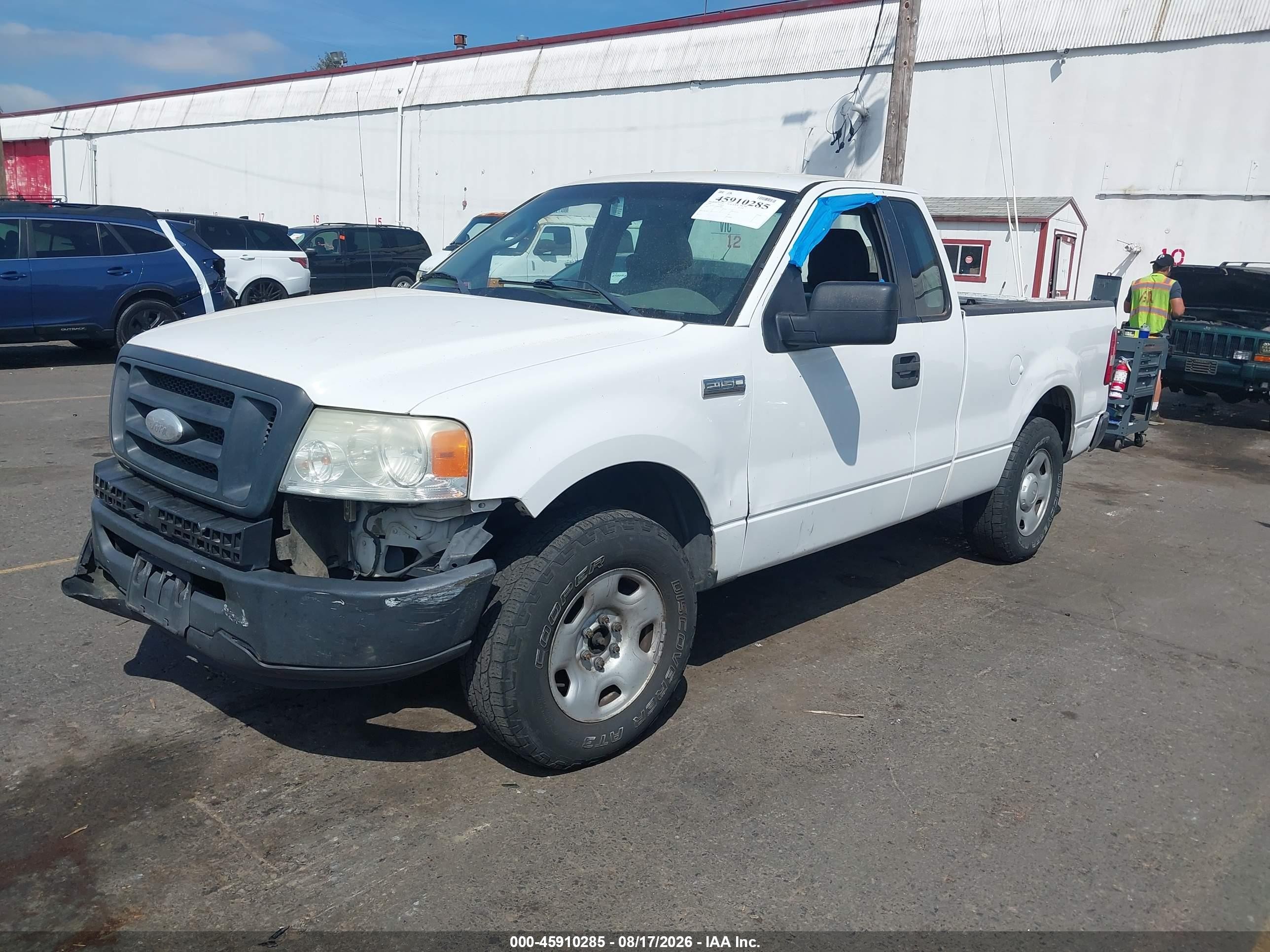 2006 Ford F-150 Stx/xl/xlt White vin: 1FTRF12246KD28643