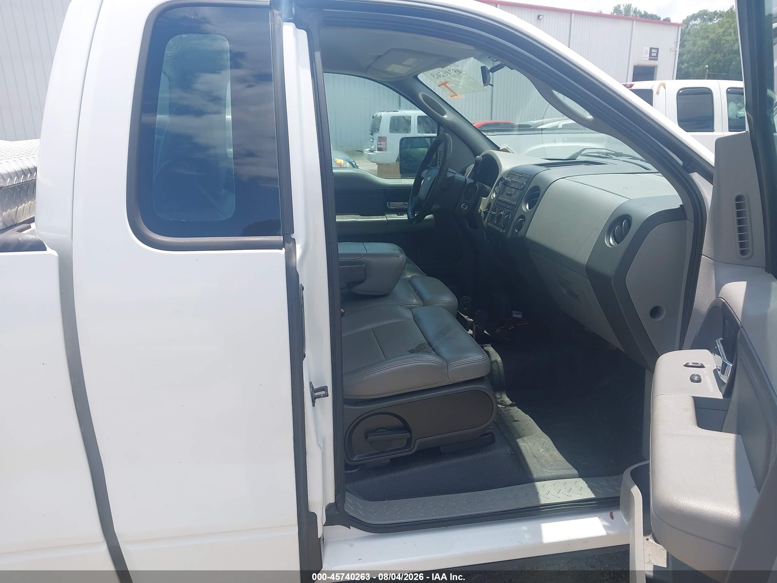 2006 Ford F-150 Stx/xl/xlt White vin: 1FTRF12246NB06036