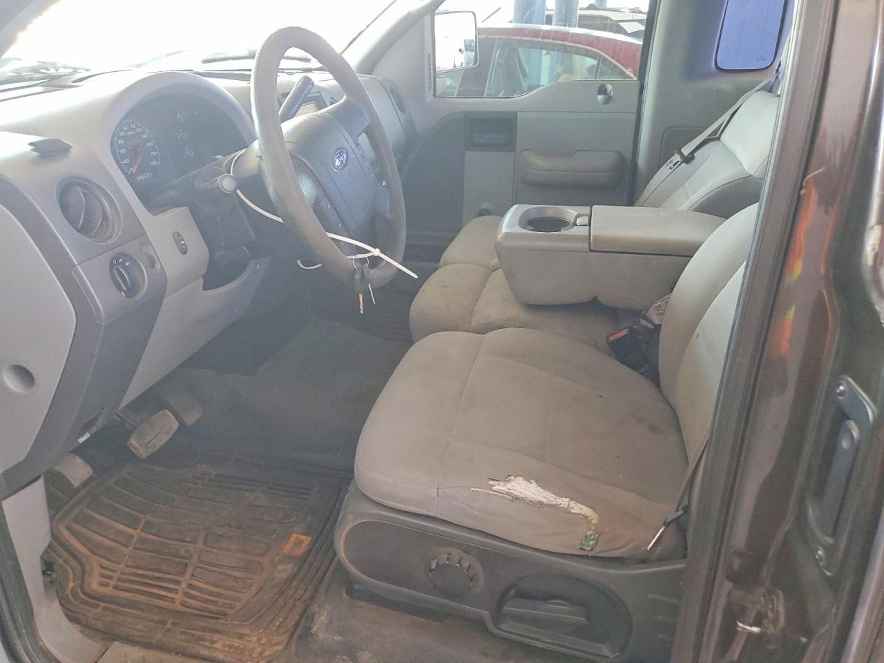 2006 Ford F150 Gray vin: 1FTRF12246NB49940
